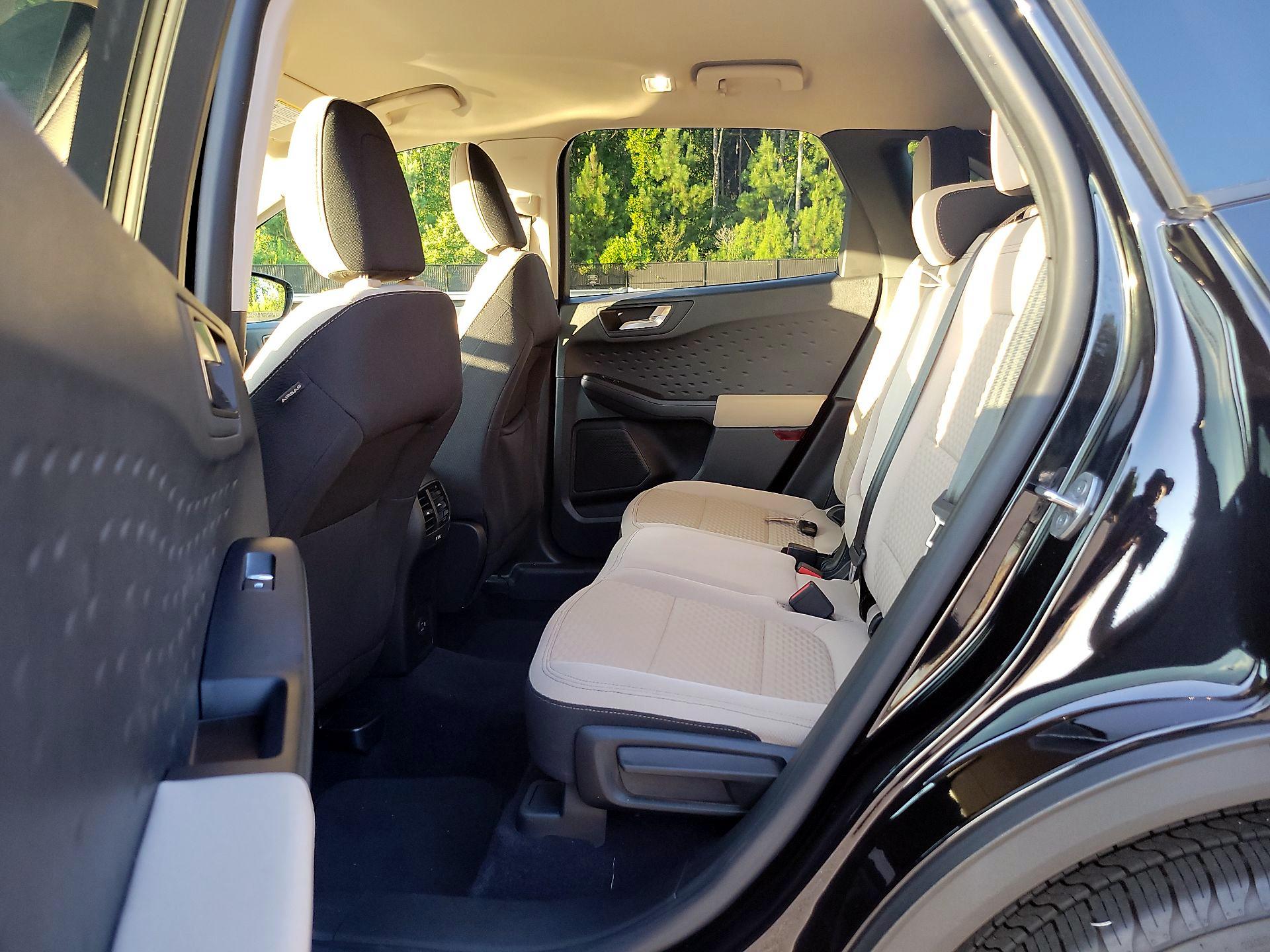 Thumbnail: 2020 Ford Escape - 17