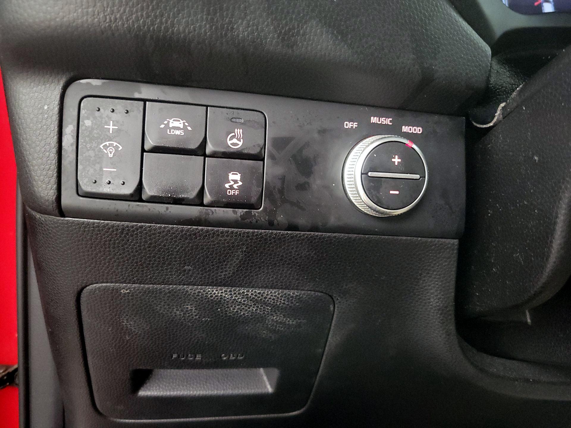 Thumbnail: 2016 Kia Soul - 13