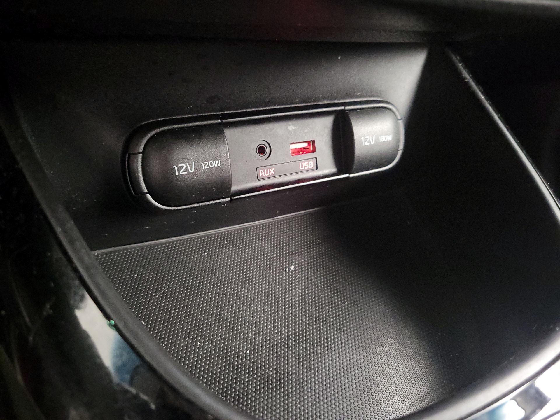 Thumbnail: 2016 Kia Soul - 19