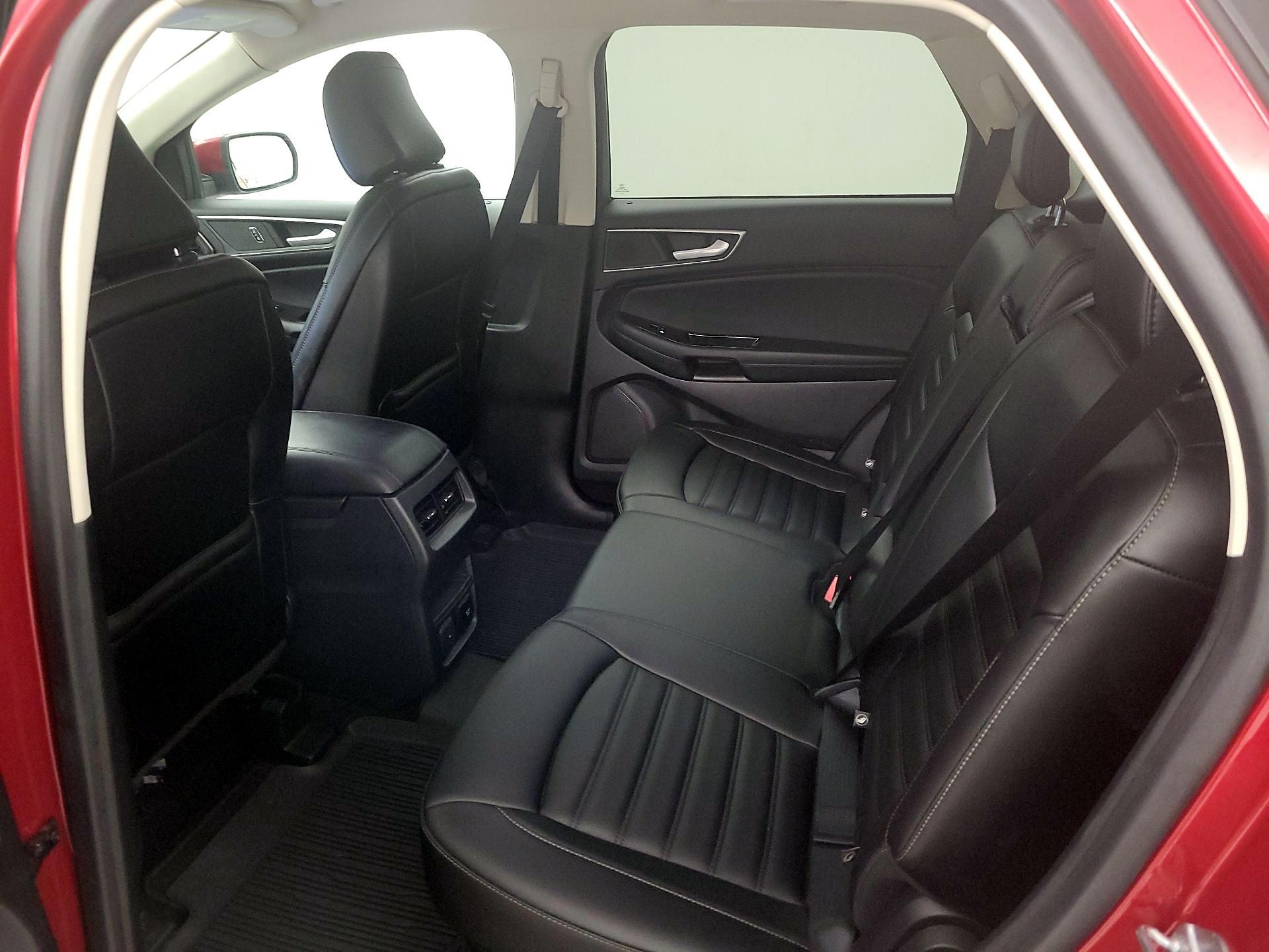 Thumbnail: 2020 Ford Edge - 20