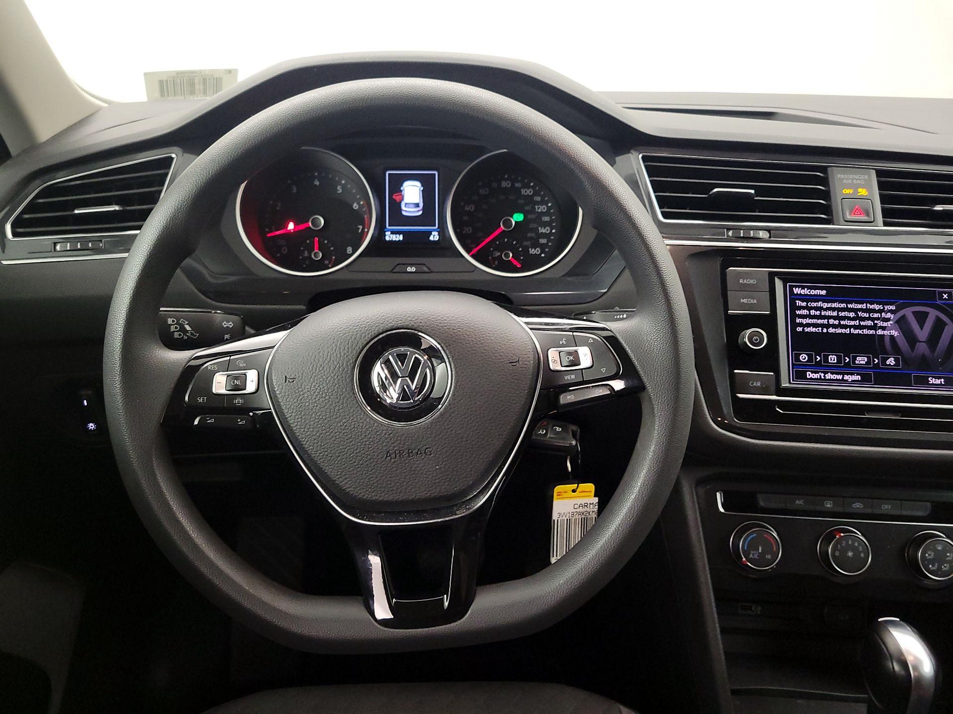 Thumbnail: 2019 Volkswagen Tiguan - 10