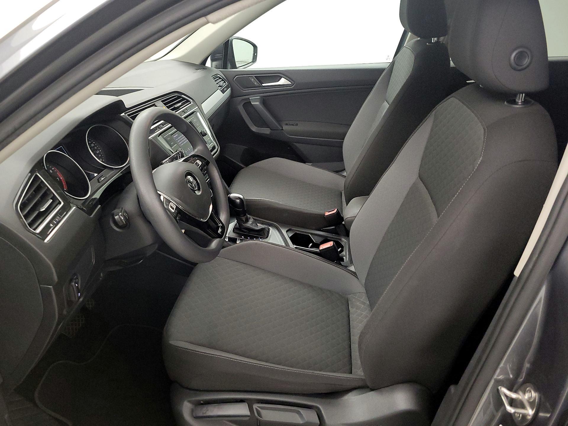 Thumbnail: 2019 Volkswagen Tiguan - 11