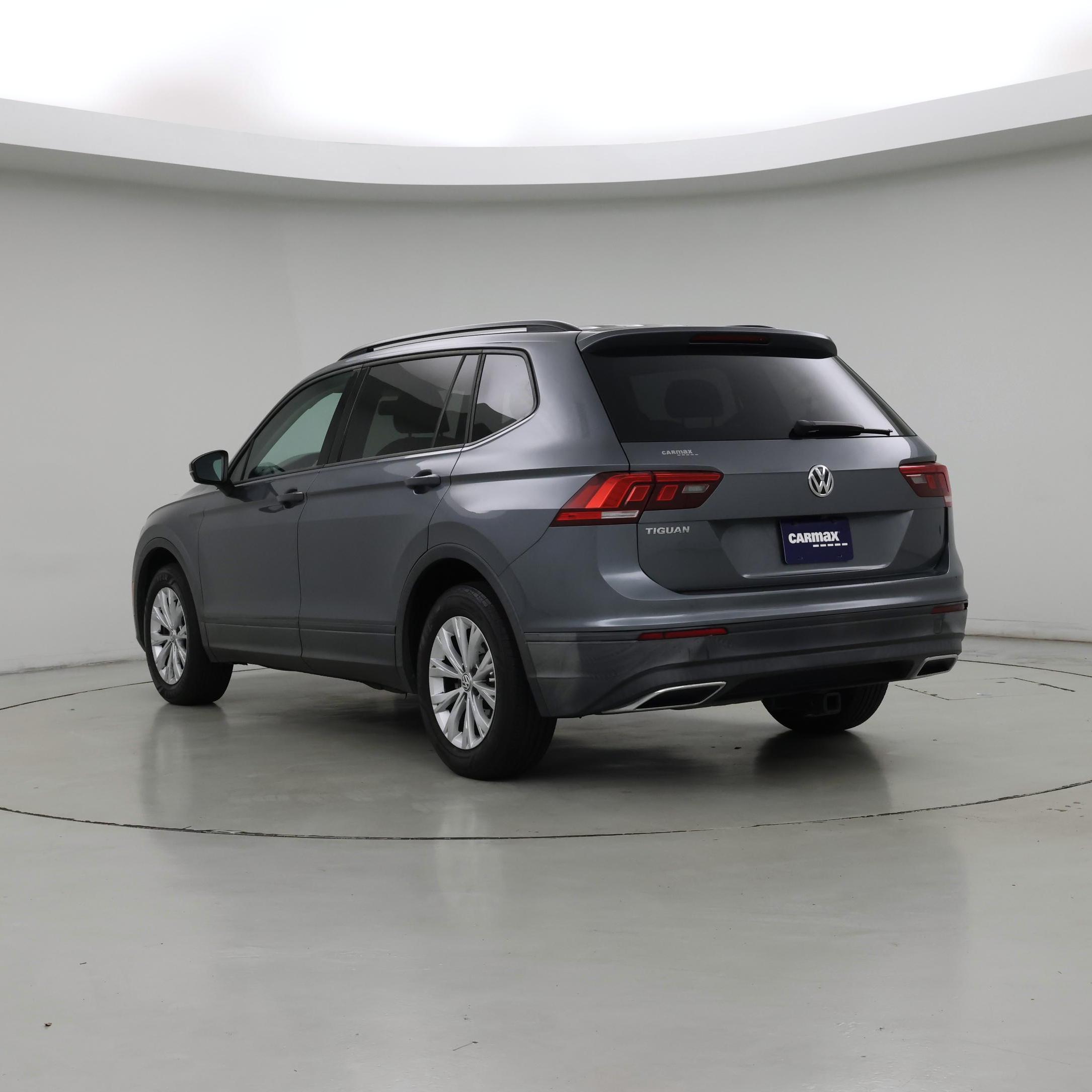 Thumbnail: 2019 Volkswagen Tiguan - 2
