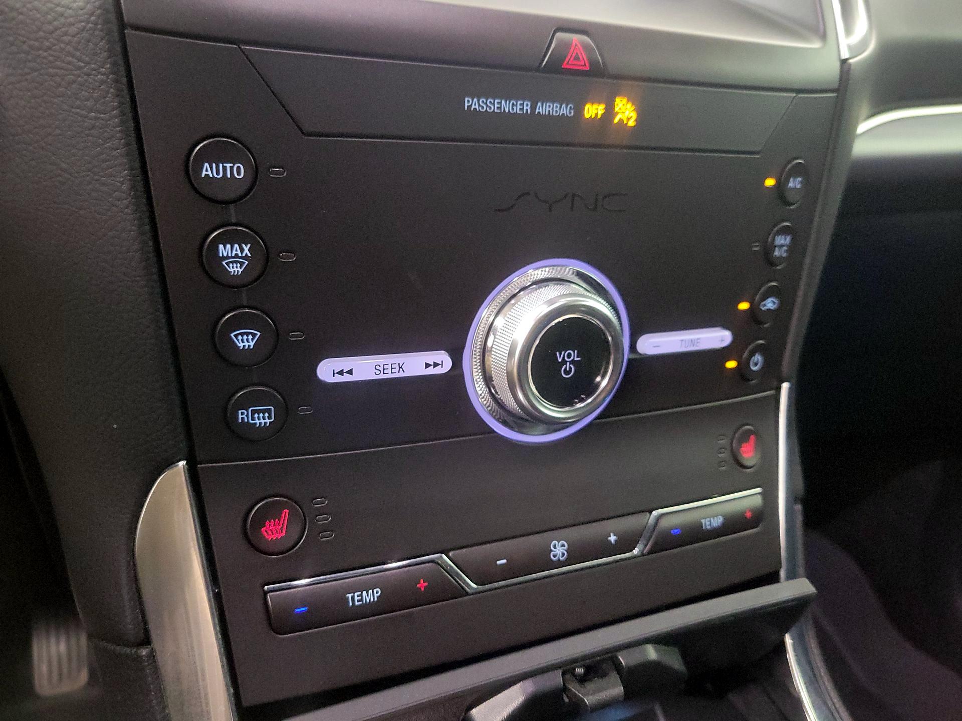 Thumbnail: 2020 Ford Edge - 17