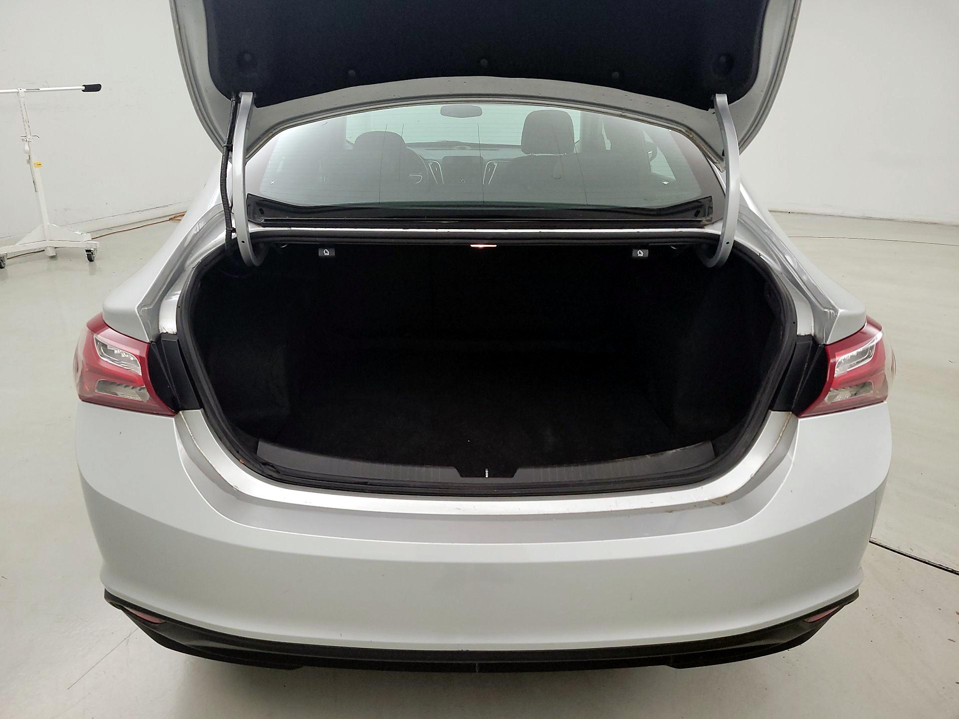Thumbnail: 2022 Chevrolet Malibu - 19