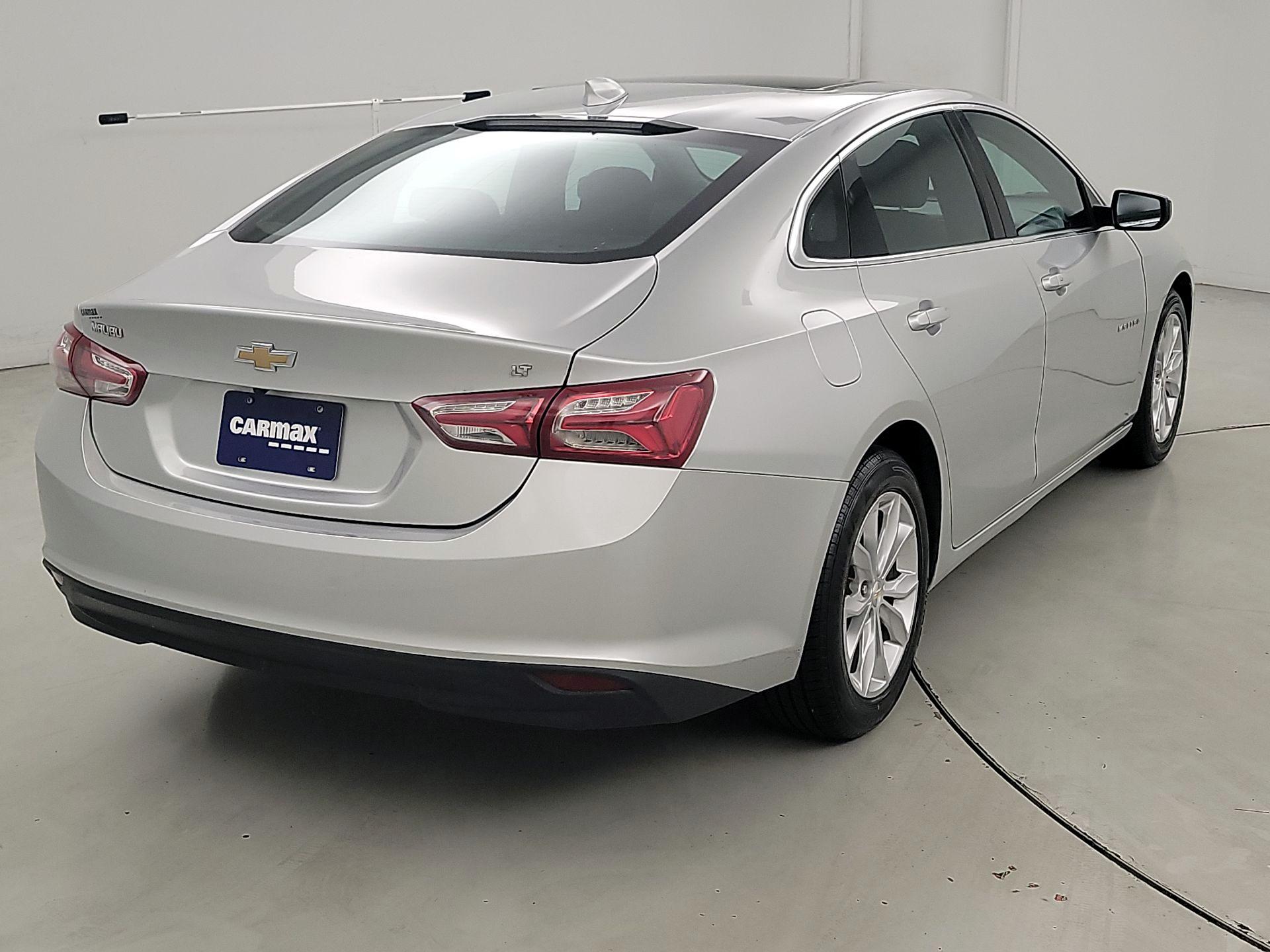 Thumbnail: 2022 Chevrolet Malibu - 5