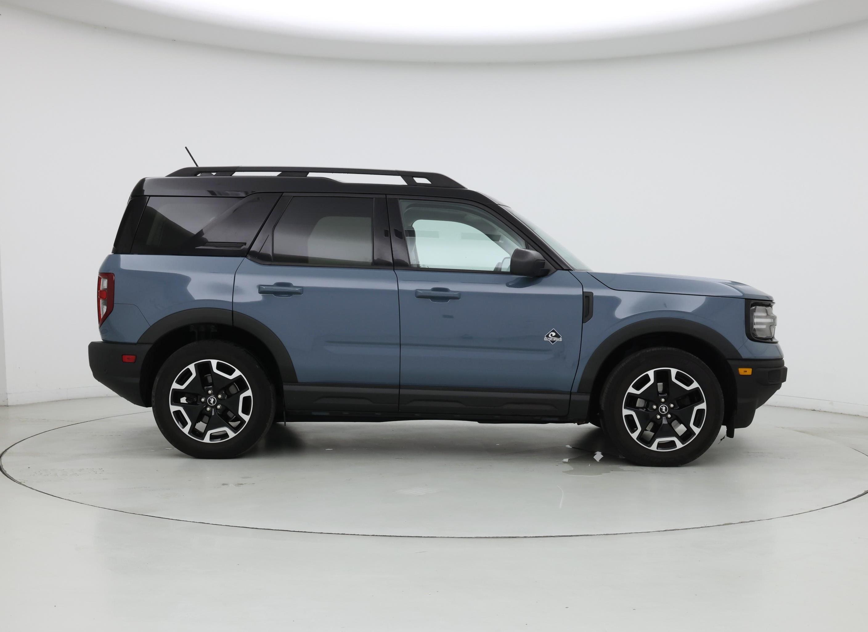 Thumbnail: 2022 Ford Bronco Sport - 7