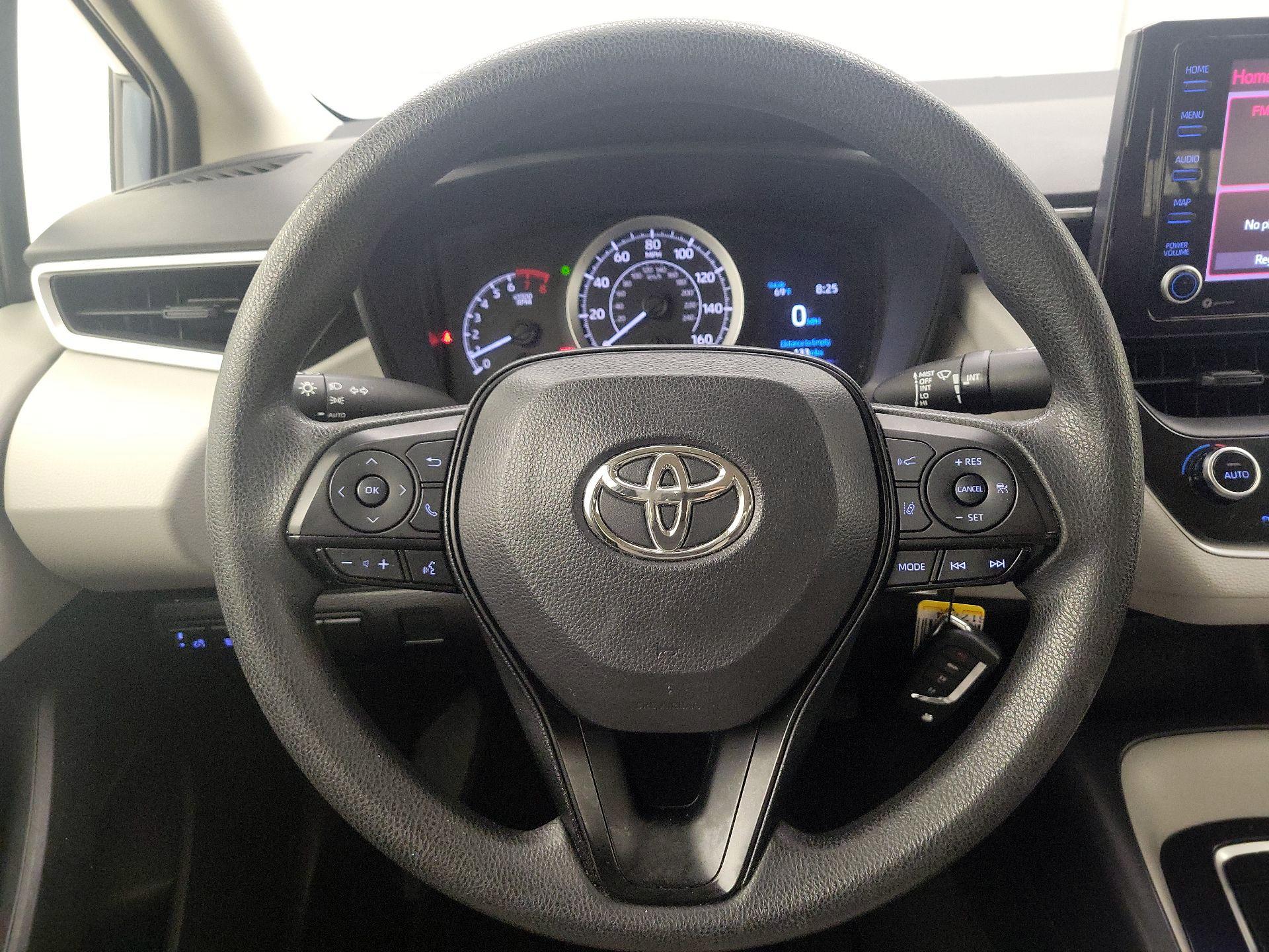 Thumbnail: 2022 Toyota Corolla - 10