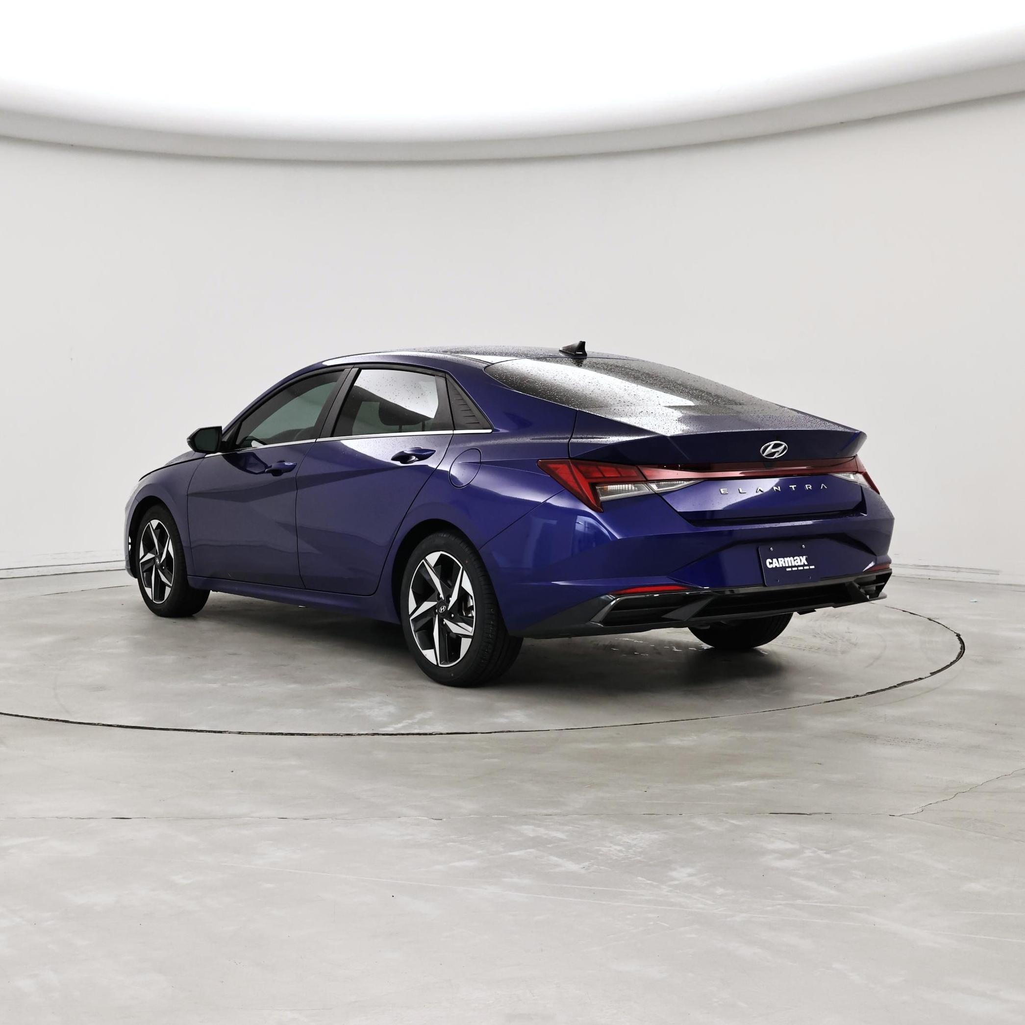 Thumbnail: 2022 Hyundai Elantra - 2
