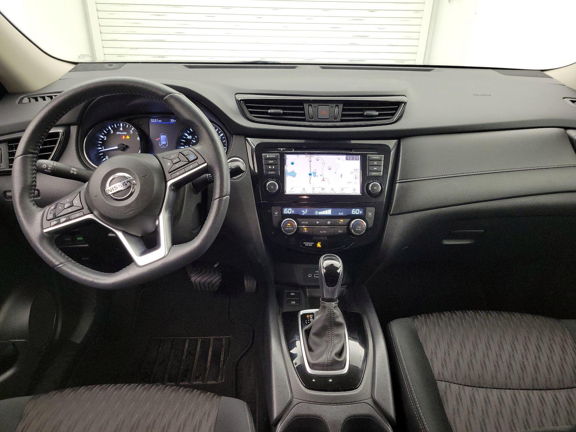 Thumbnail: 2020 Nissan Rogue - 9
