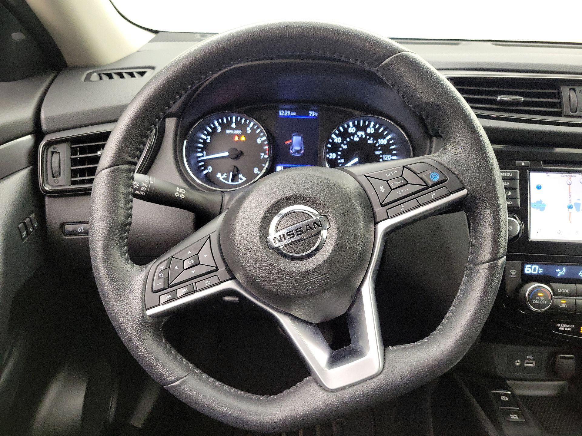 Thumbnail: 2020 Nissan Rogue - 10