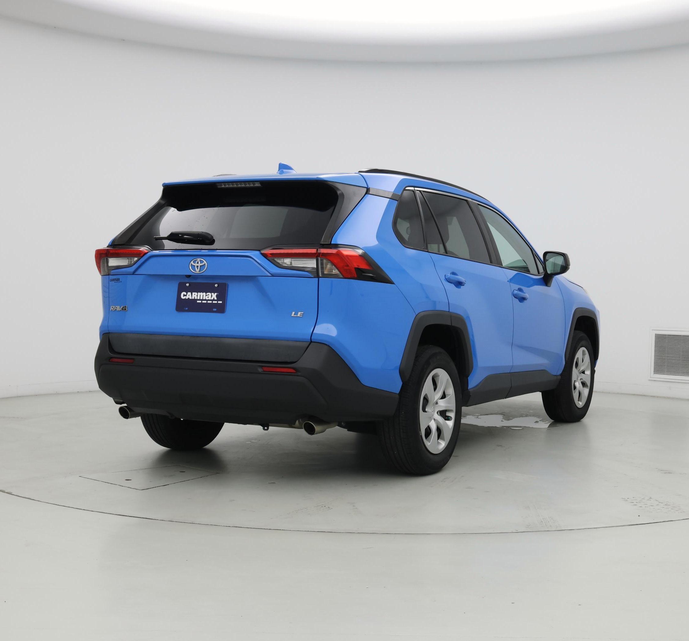 Thumbnail: 2021 Toyota RAV4 - 8