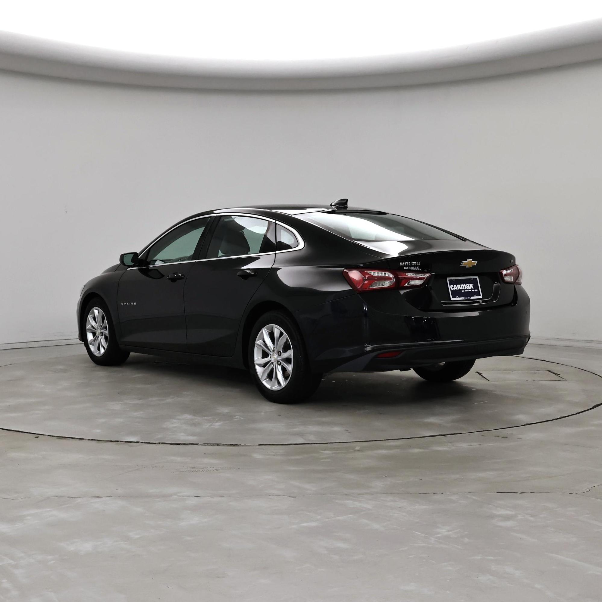Thumbnail: 2021 Chevrolet Malibu - 2