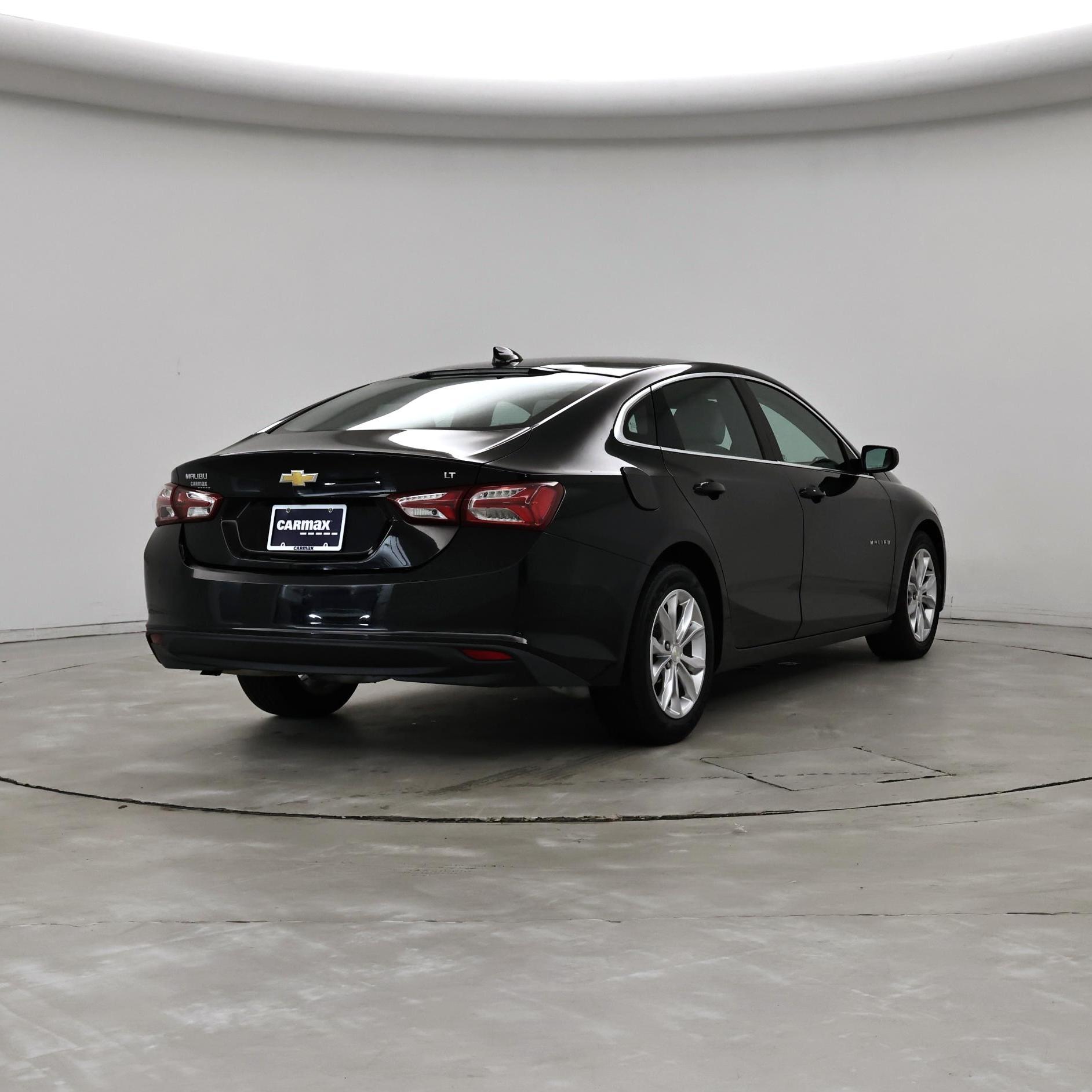 Thumbnail: 2021 Chevrolet Malibu - 8