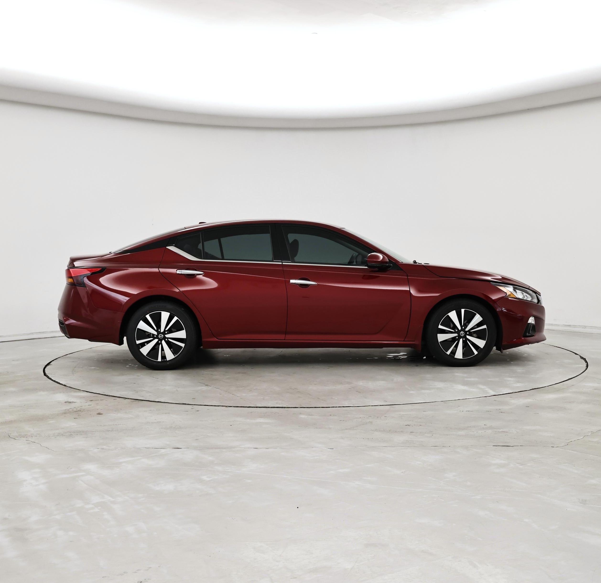 Thumbnail: 2021 Nissan Altima - 7