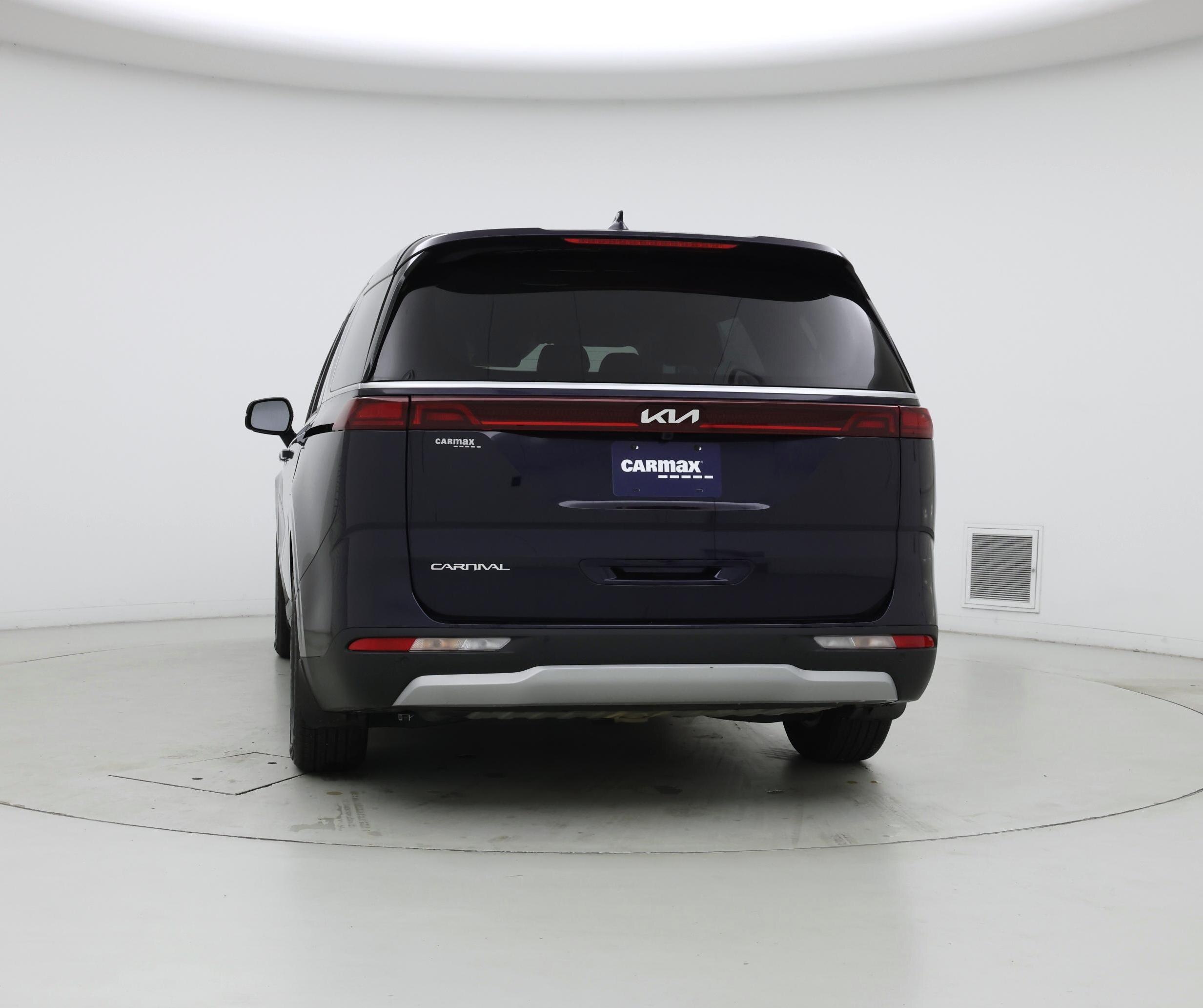 Thumbnail: 2023 Kia Carnival - 6