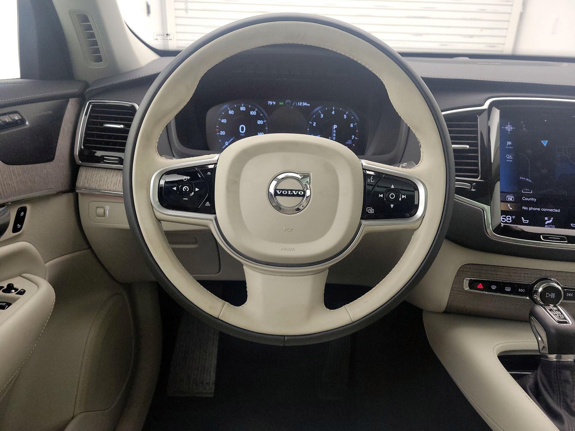 Thumbnail: 2021 Volvo XC90 - 10