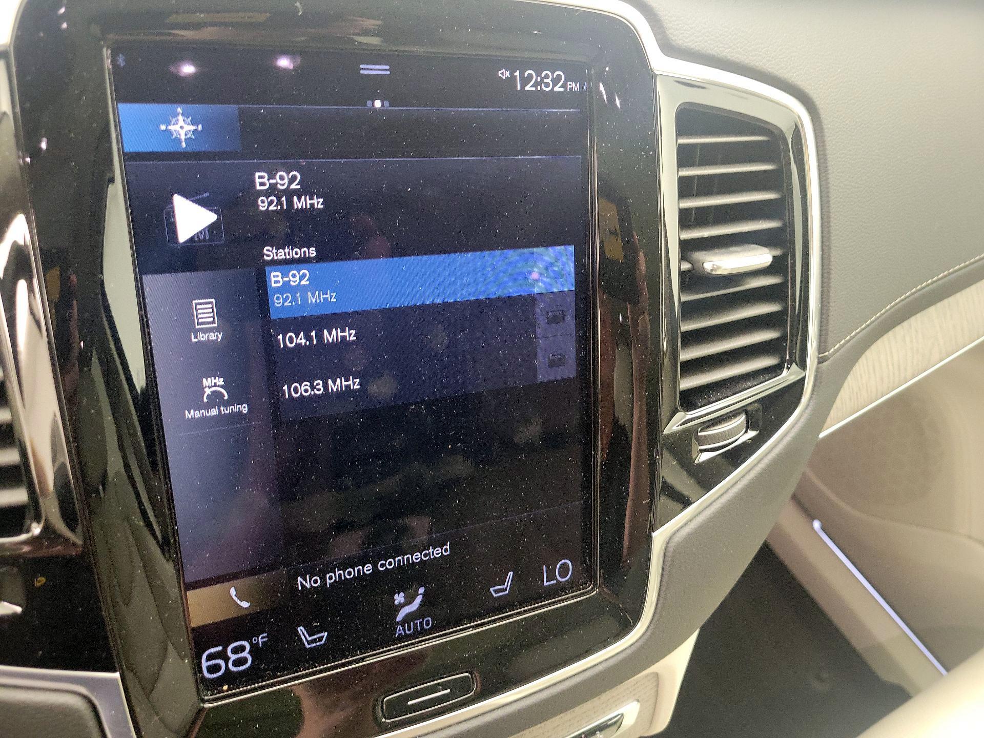 Thumbnail: 2021 Volvo XC90 - 16