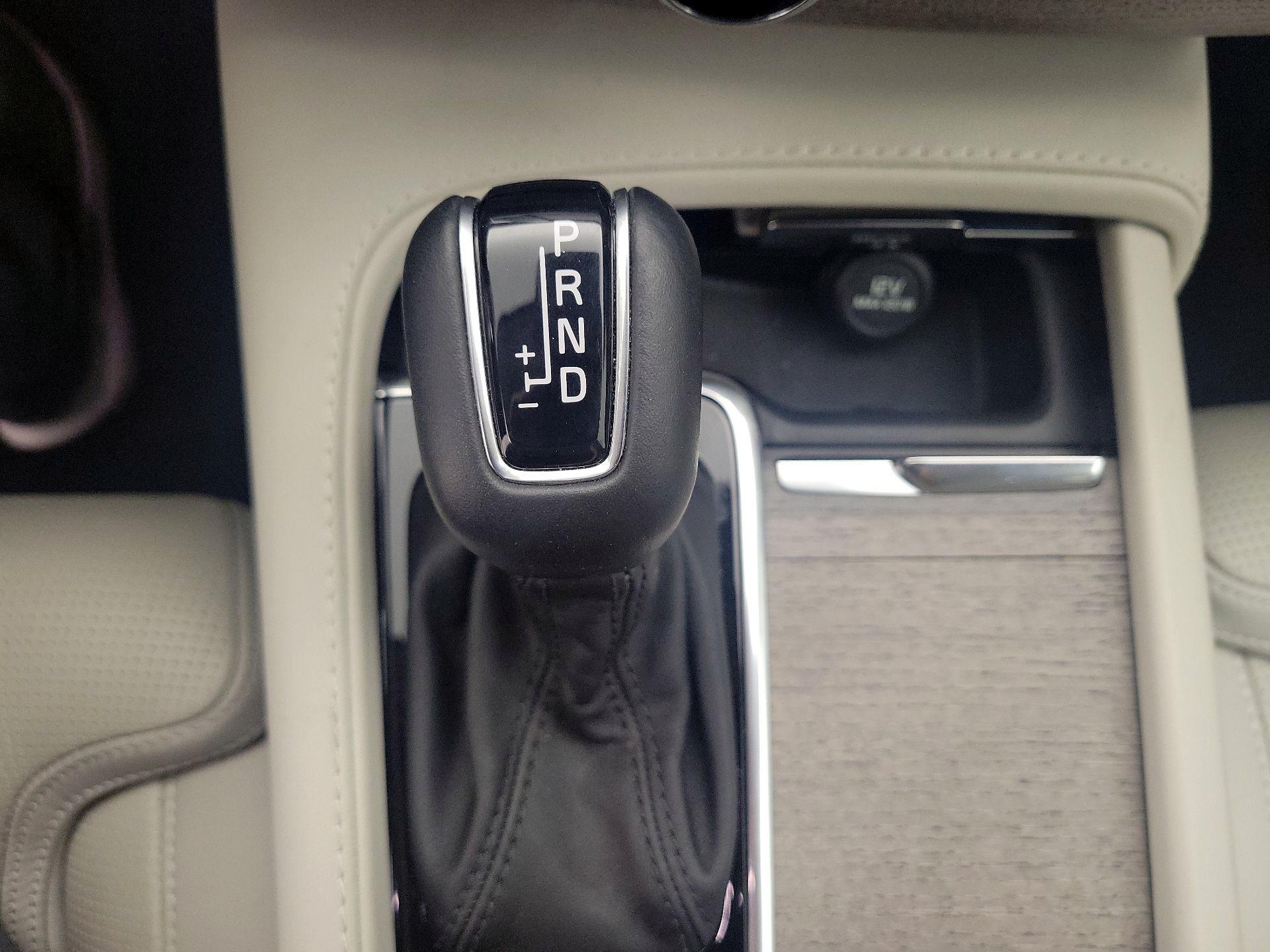 Thumbnail: 2021 Volvo XC90 - 18