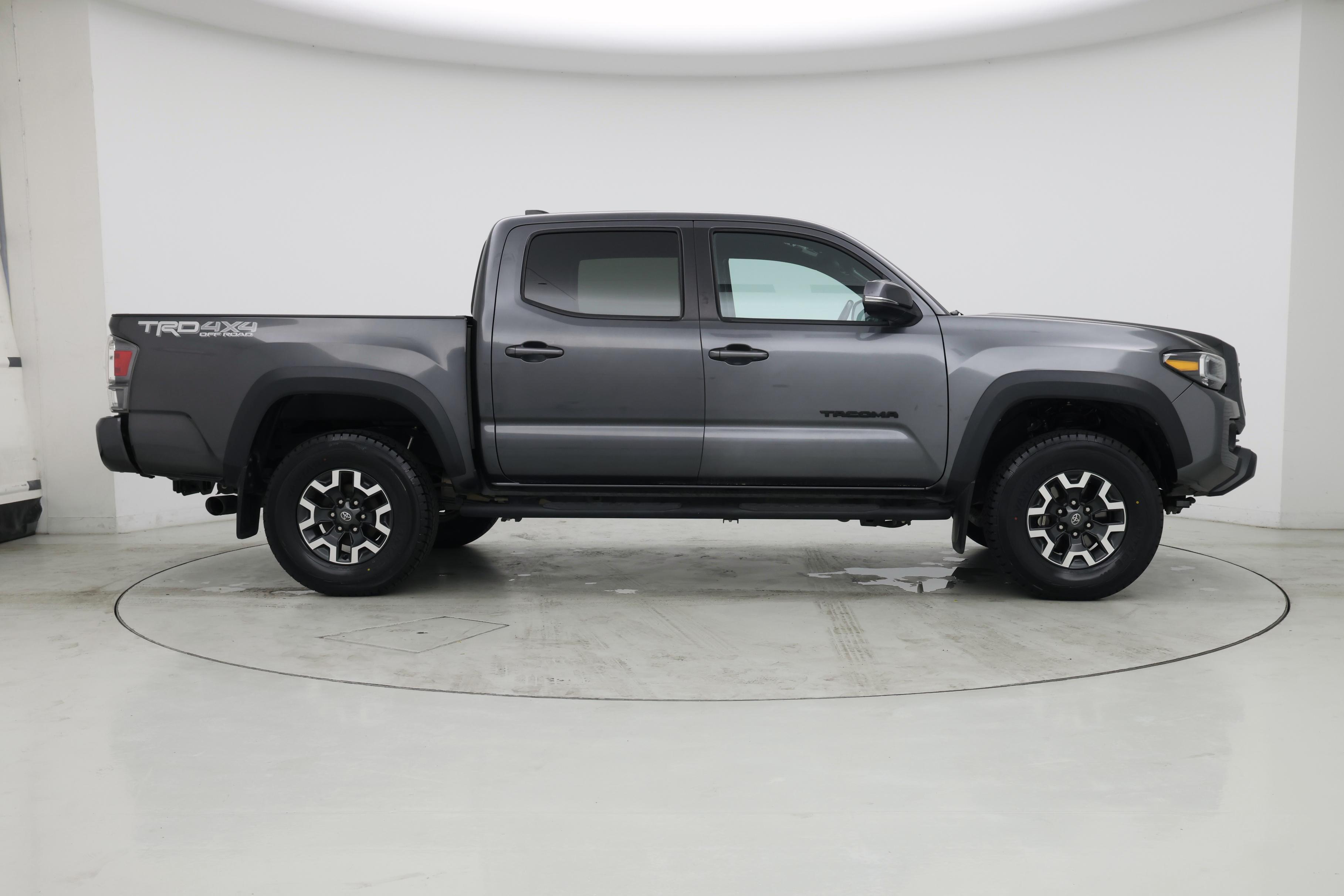 Thumbnail: 2022 Toyota Tacoma - 7