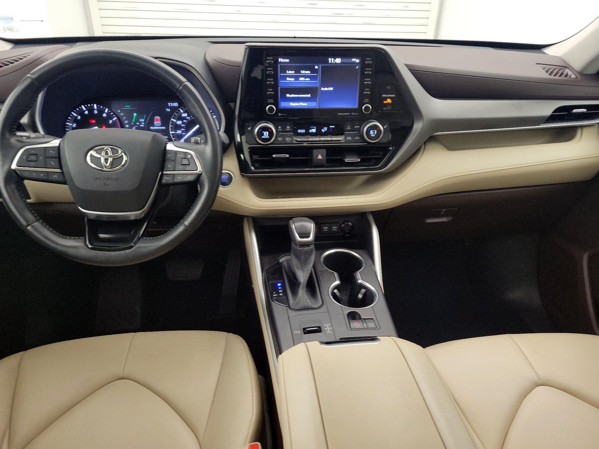 Thumbnail: 2021 Toyota Highlander - 9