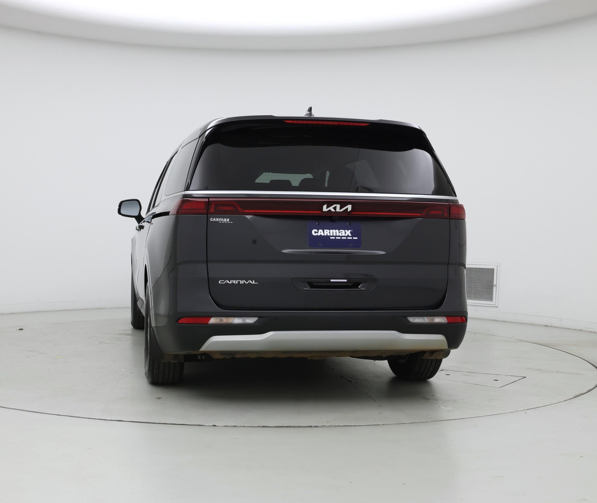 Thumbnail: 2023 Kia Carnival - 6