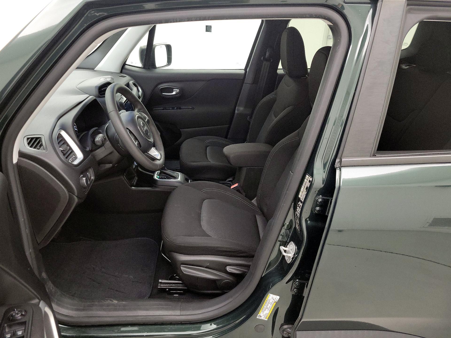 Thumbnail: 2021 Jeep Renegade - 11
