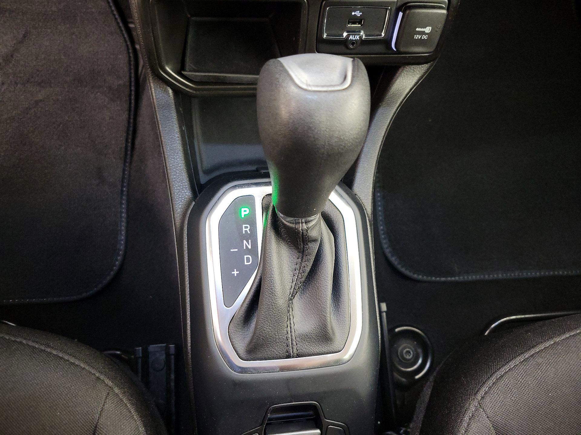 Thumbnail: 2021 Jeep Renegade - 17