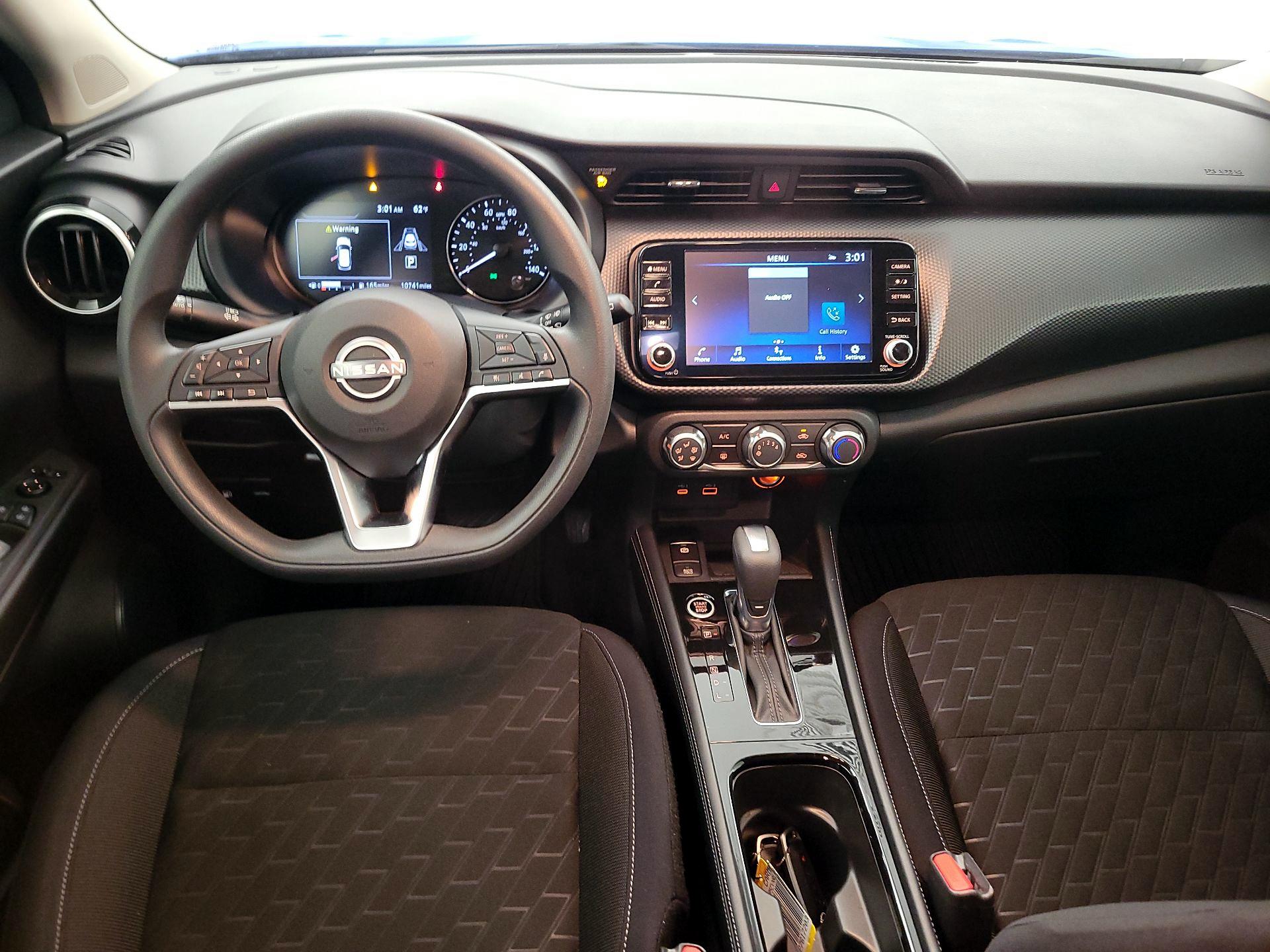 Thumbnail: 2024 Nissan Kicks - 8