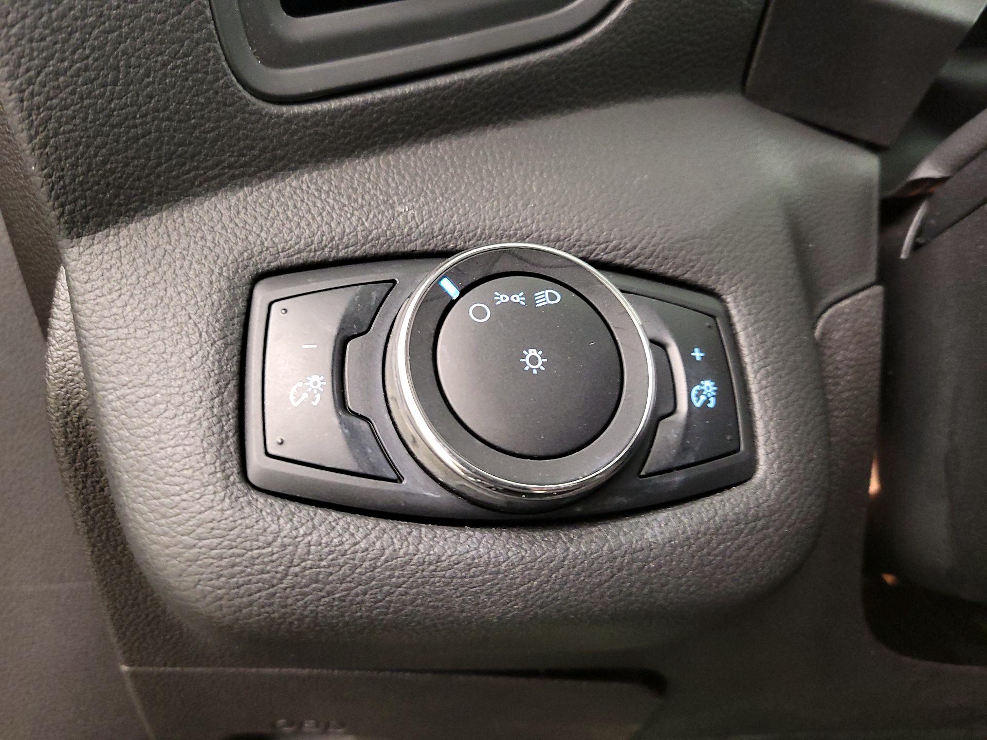 Thumbnail: 2015 Ford Escape - 13