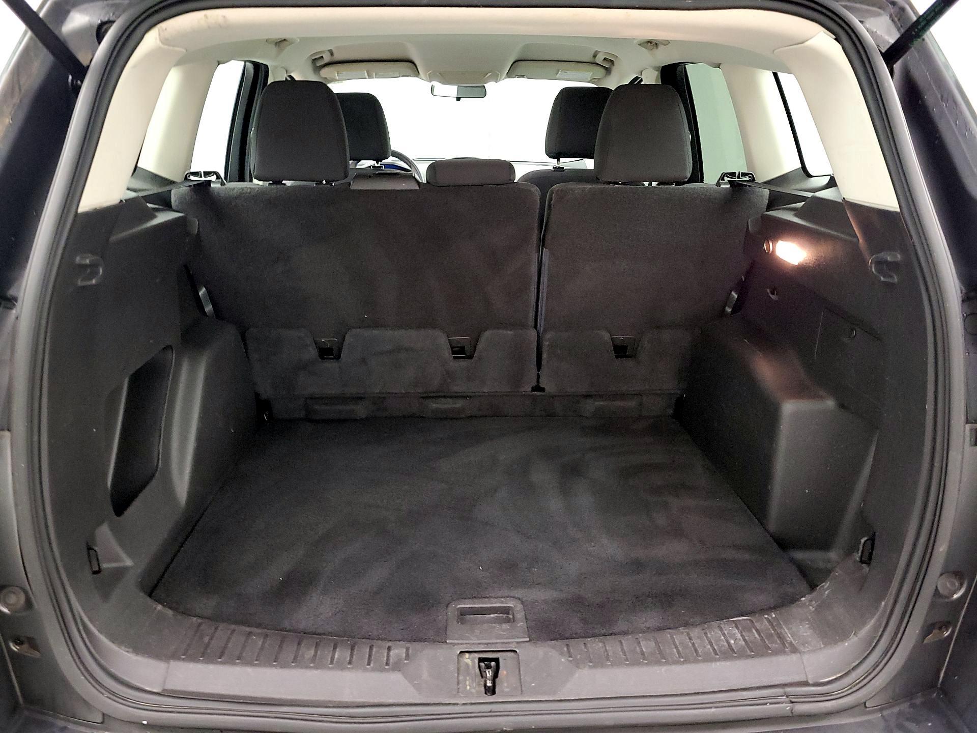 Thumbnail: 2015 Ford Escape - 20