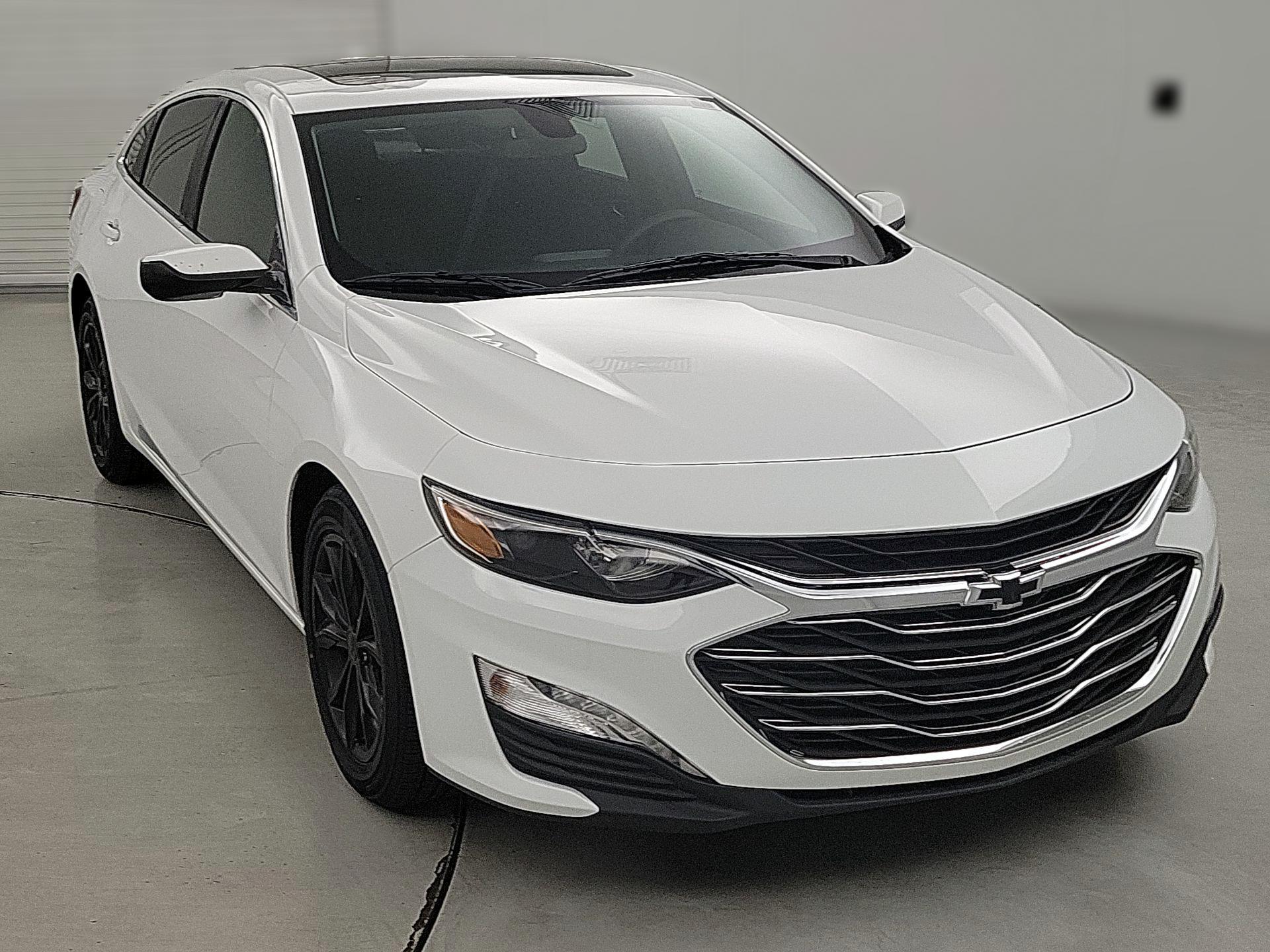 Thumbnail: 2019 Chevrolet Malibu - 1