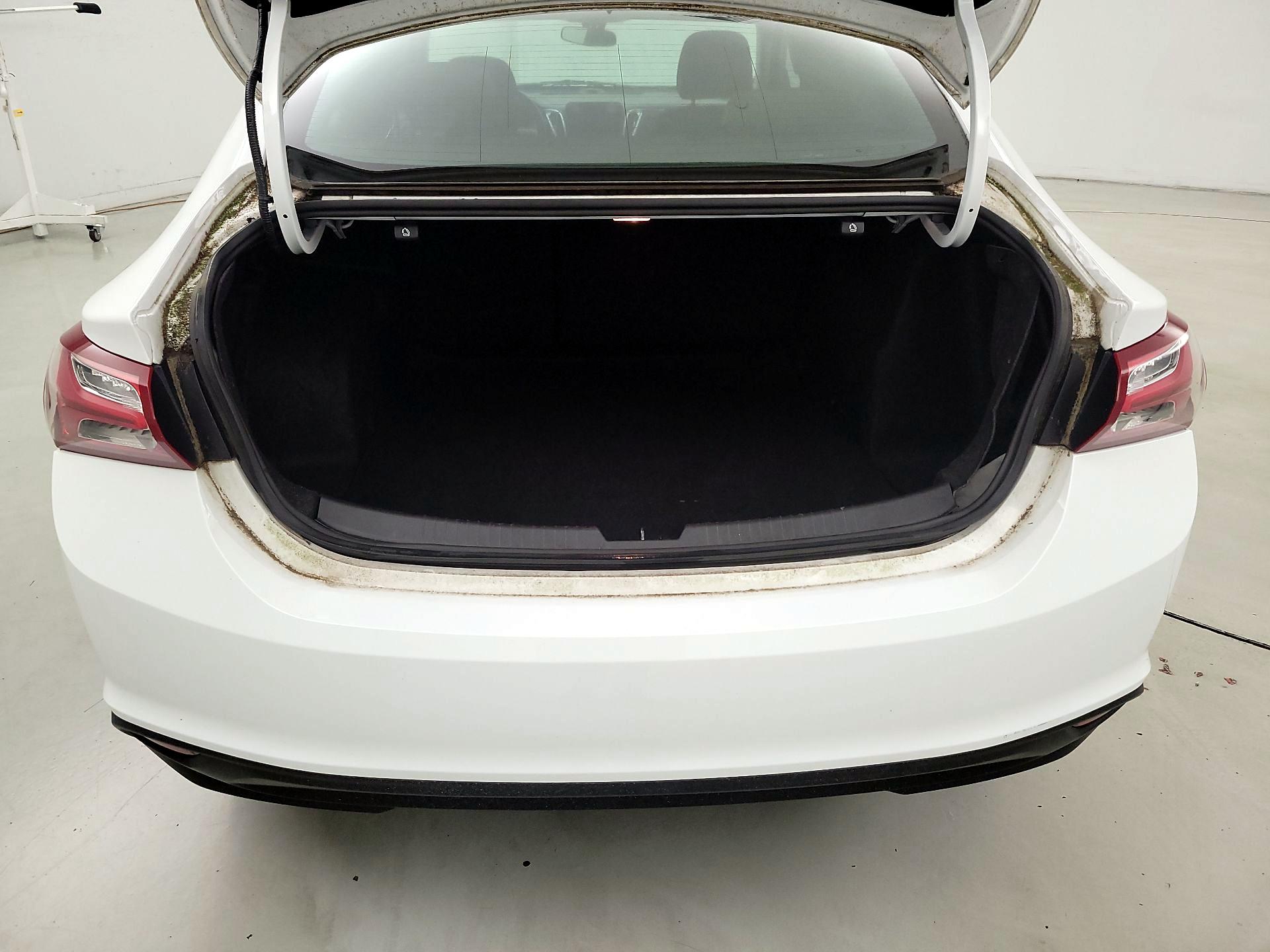 Thumbnail: 2019 Chevrolet Malibu - 18