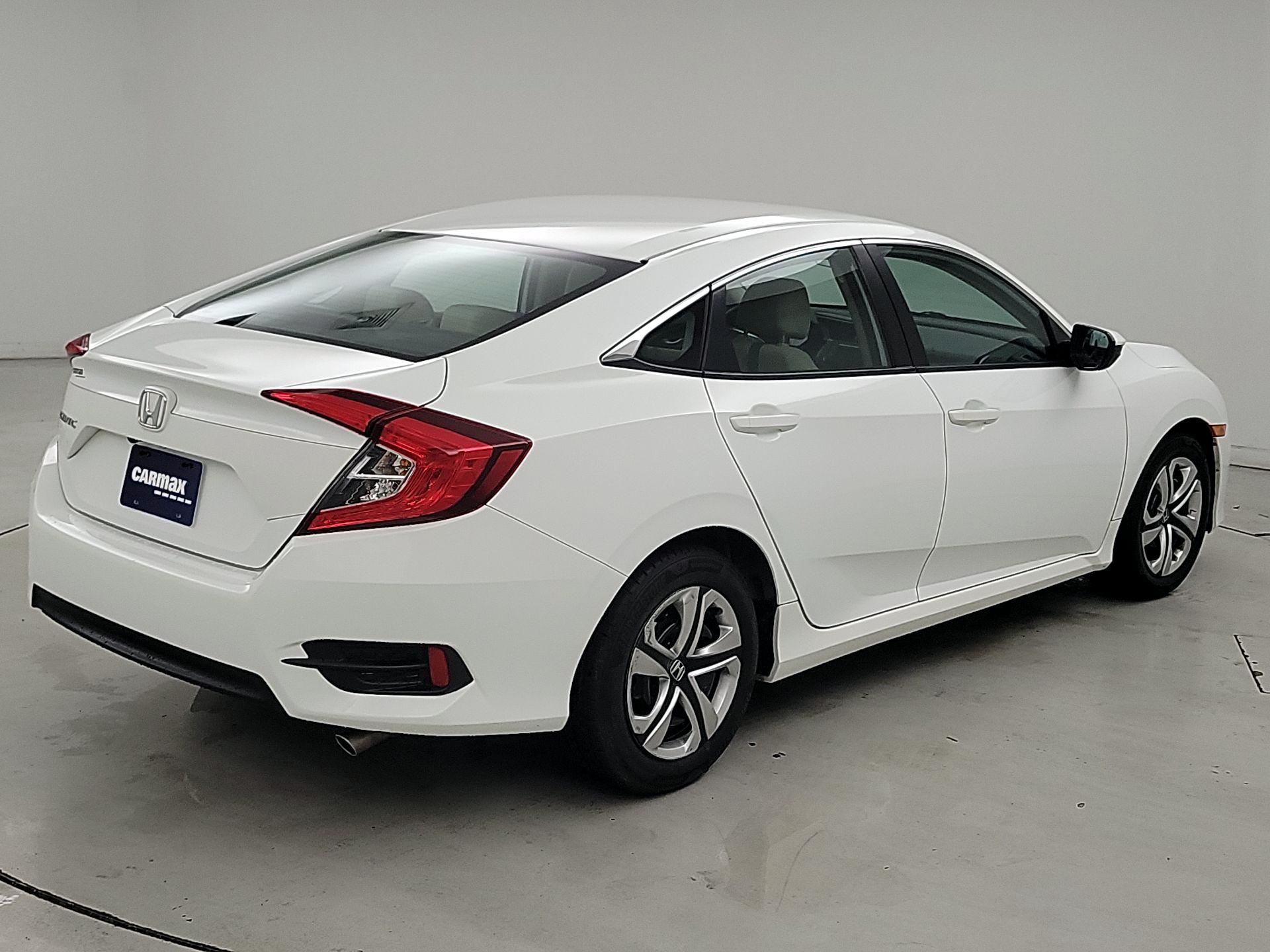Thumbnail: 2016 Honda Civic - 5