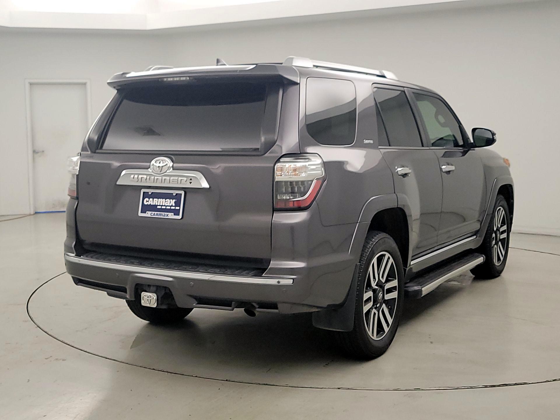 Thumbnail: 2016 Toyota 4Runner - 5