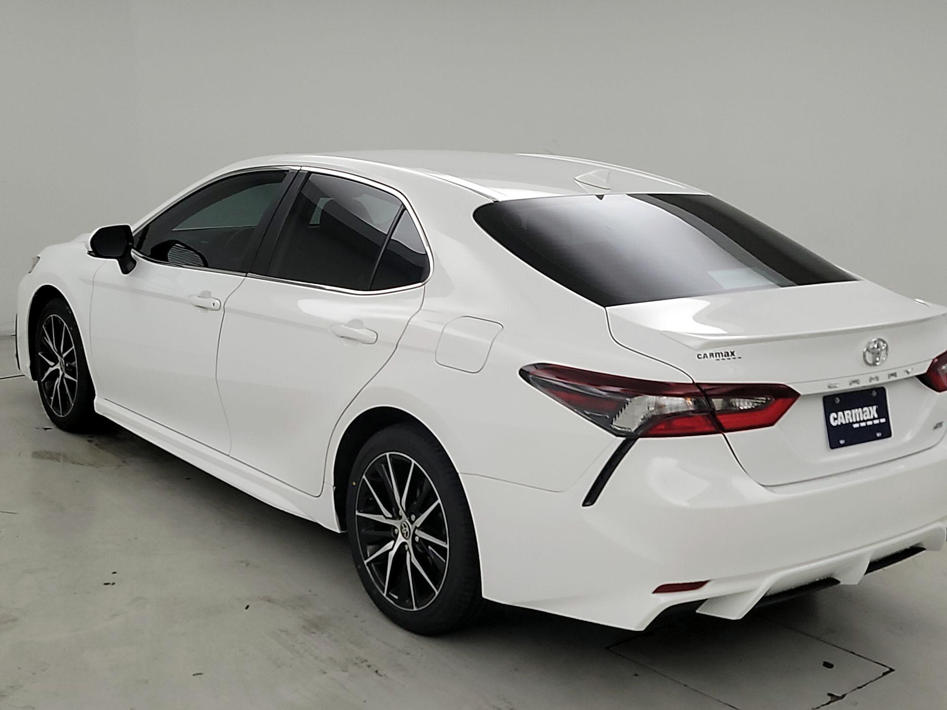 Thumbnail: 2024 Toyota Camry - 7