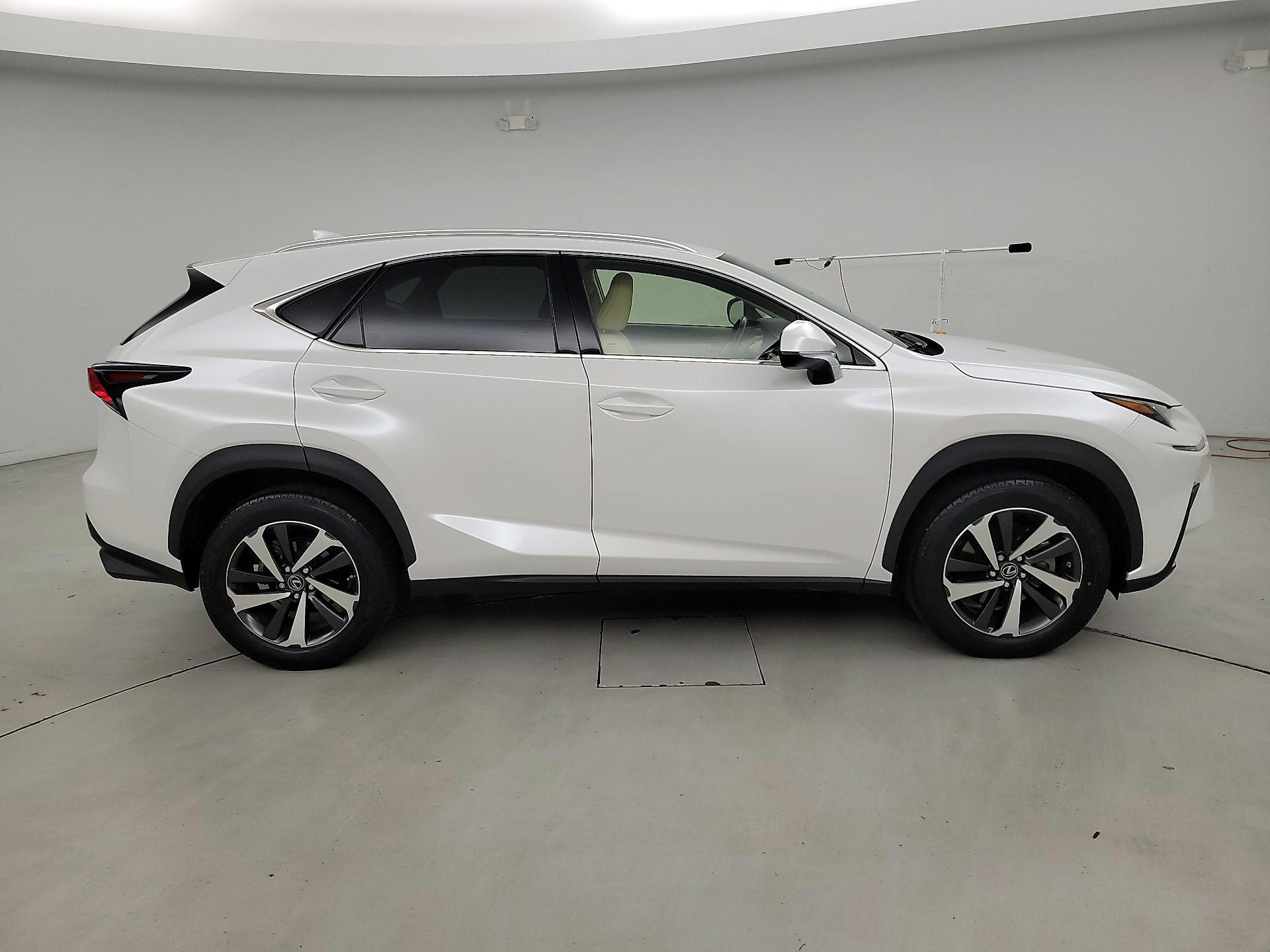 Thumbnail: 2020 Lexus NX - 4