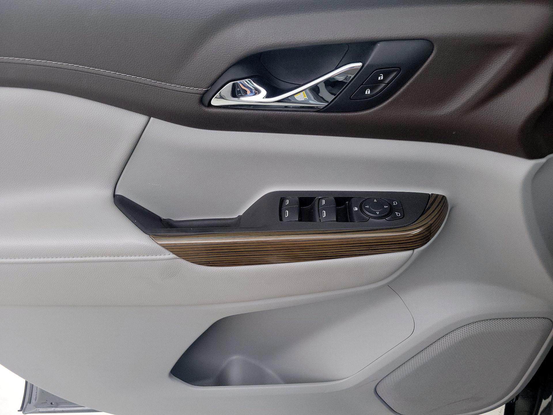 Thumbnail: 2021 GMC Acadia - 12