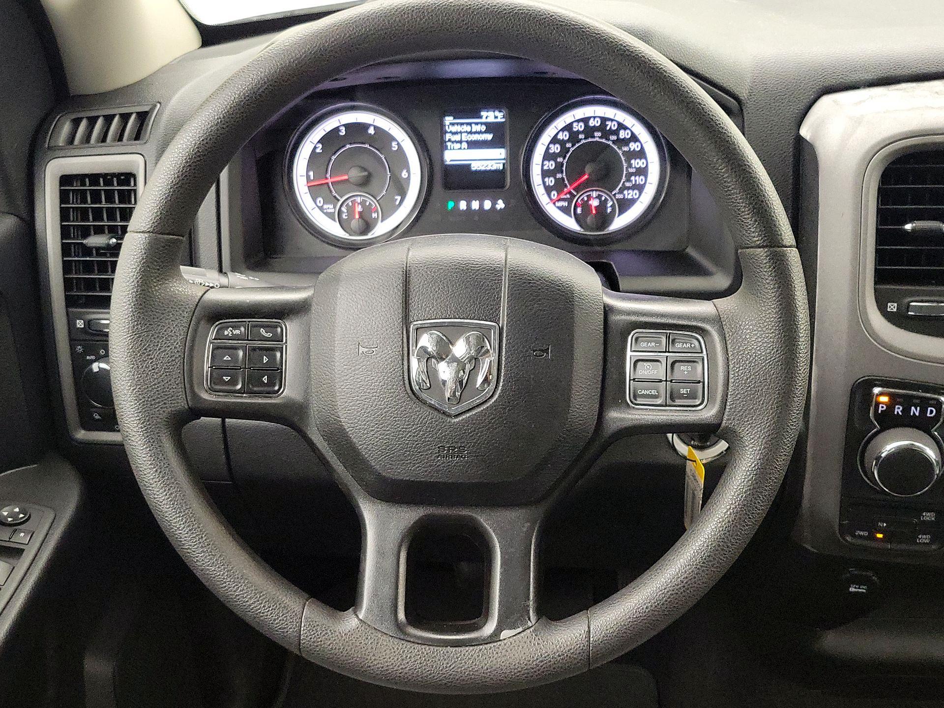 Thumbnail: 2023 RAM 1500 Classic - 10