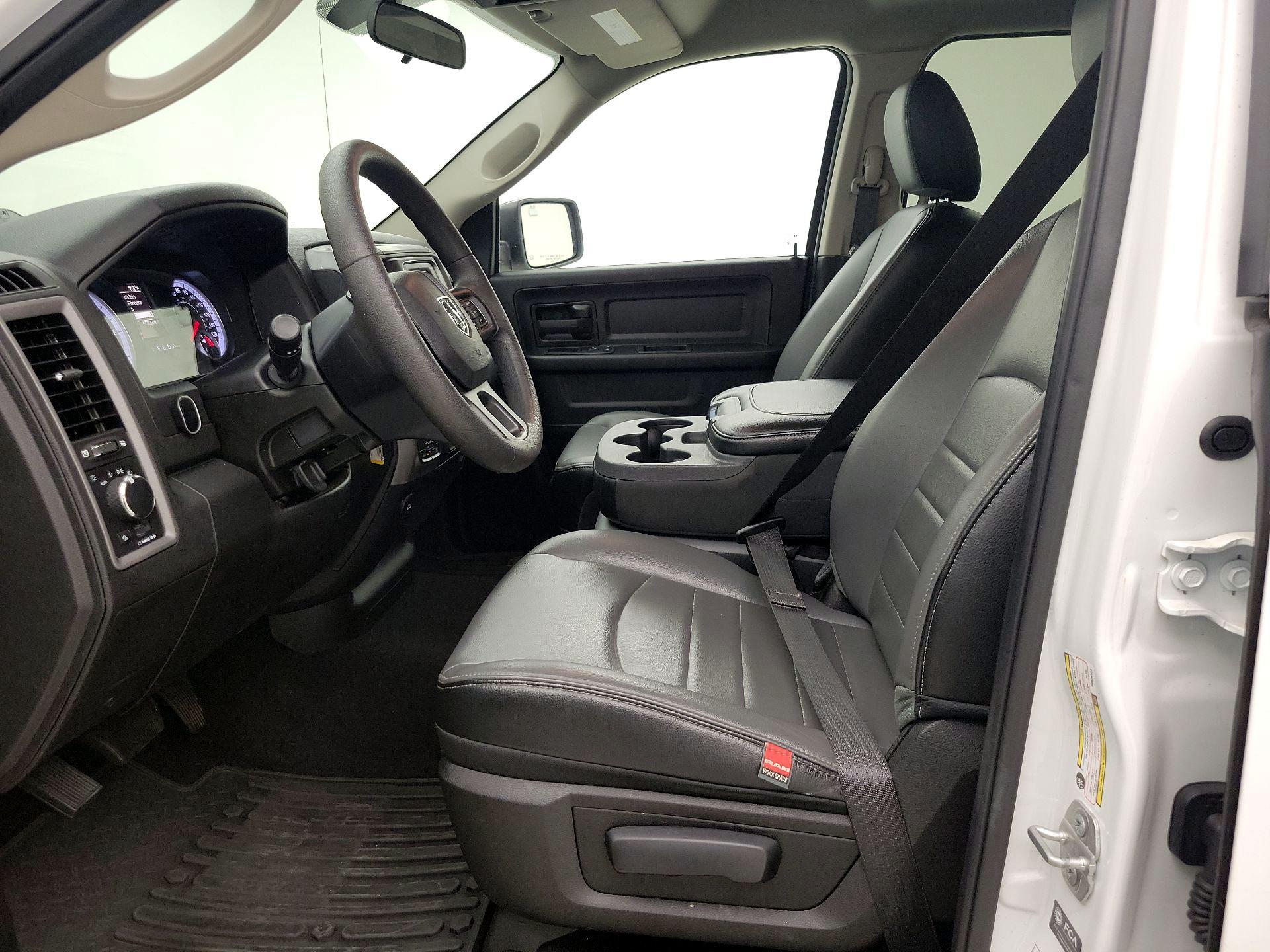 Thumbnail: 2023 RAM 1500 Classic - 11