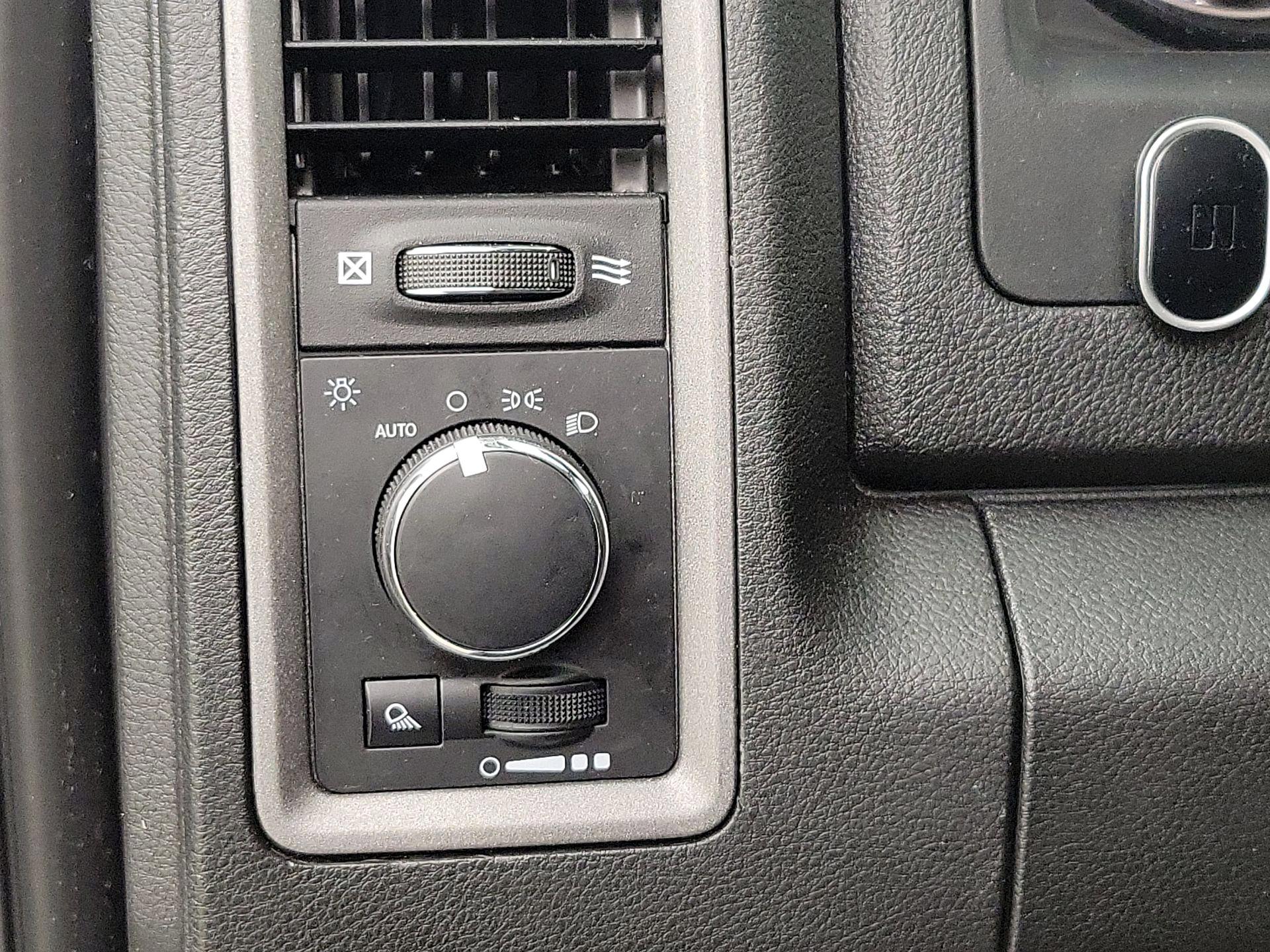 Thumbnail: 2023 RAM 1500 Classic - 13