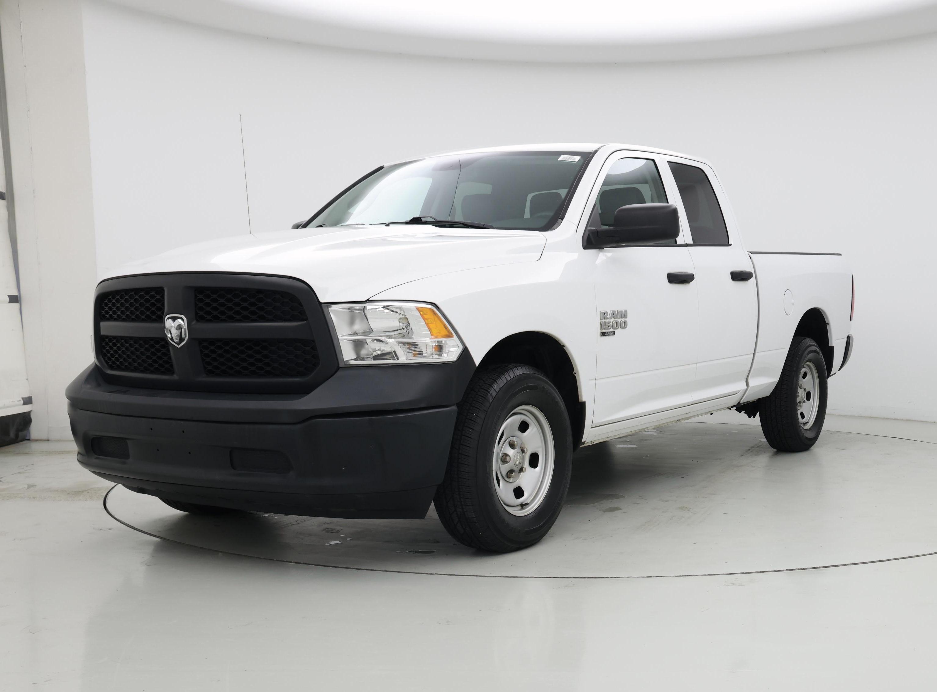 Thumbnail: 2023 RAM 1500 Classic - 4