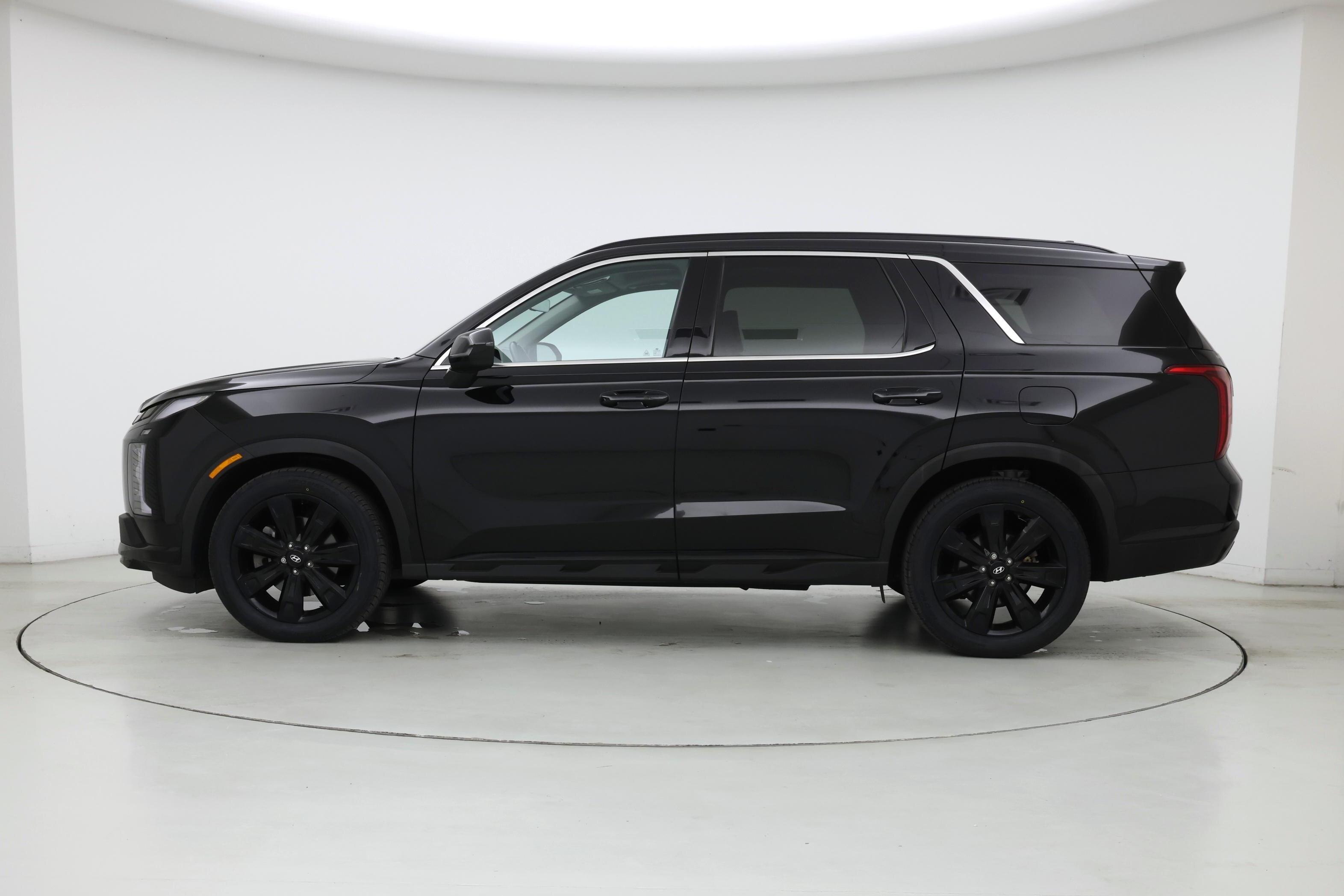 Thumbnail: 2023 Hyundai Palisade - 3