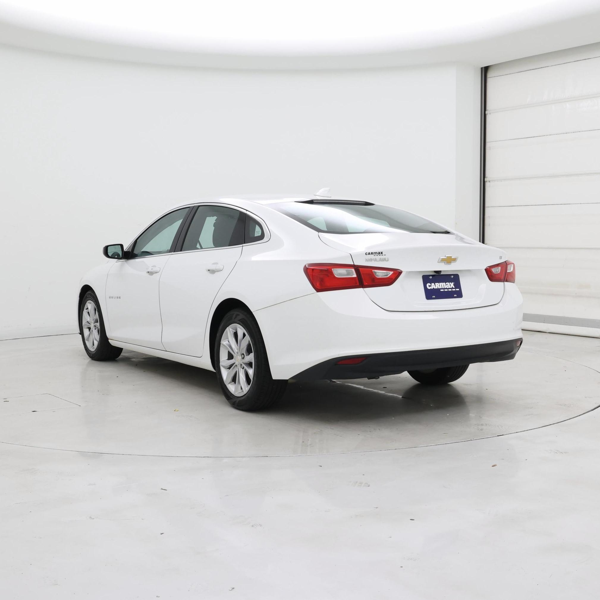 Thumbnail: 2023 Chevrolet Malibu - 2