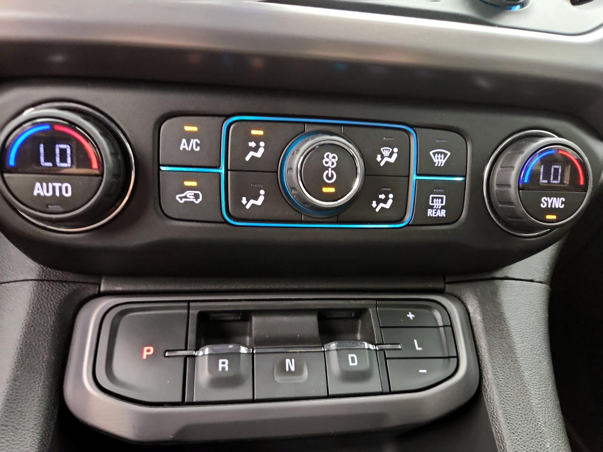 Thumbnail: 2021 GMC Acadia - 16