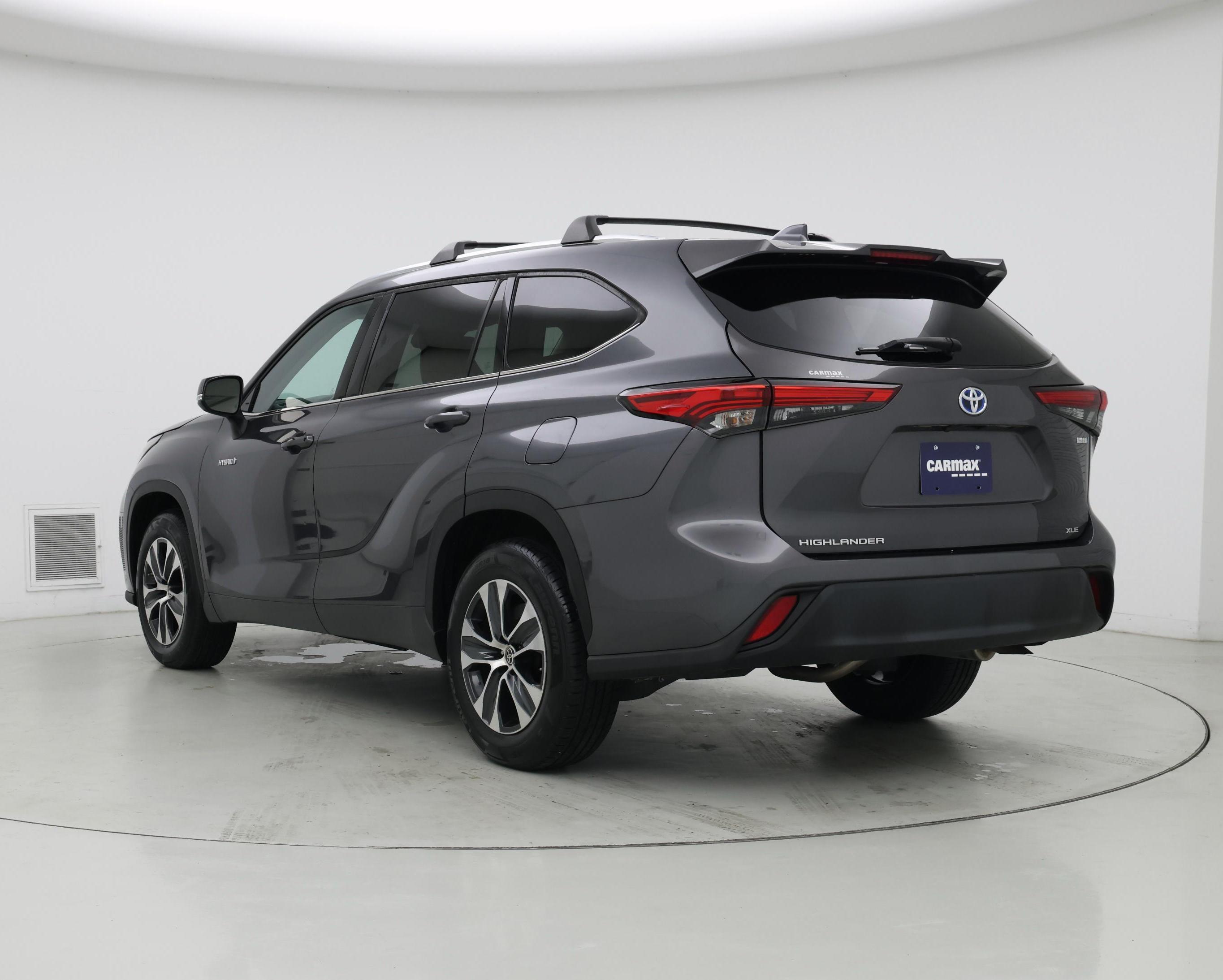 Thumbnail: 2021 Toyota Highlander - 2