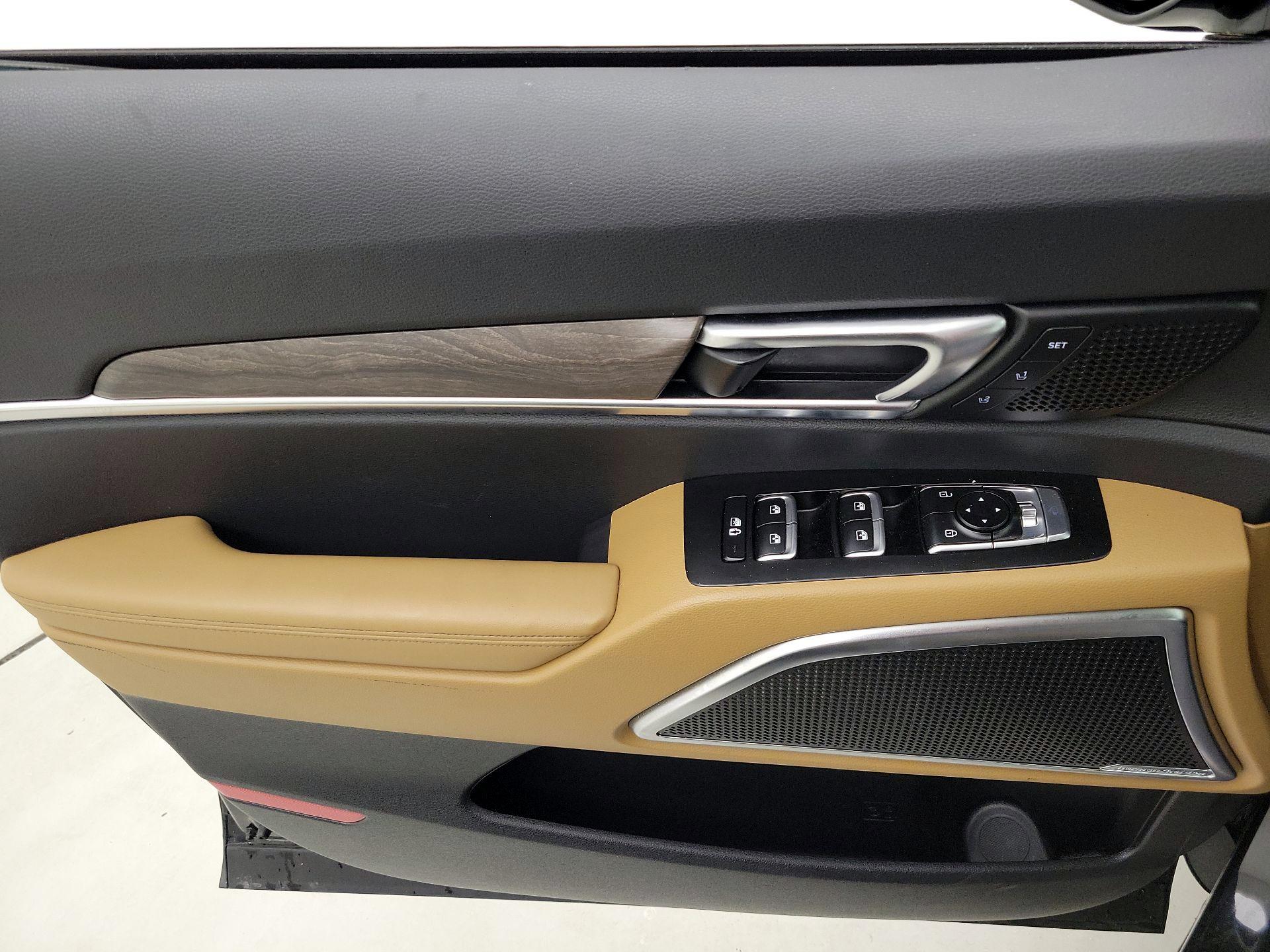 Thumbnail: 2021 Kia Telluride - 12