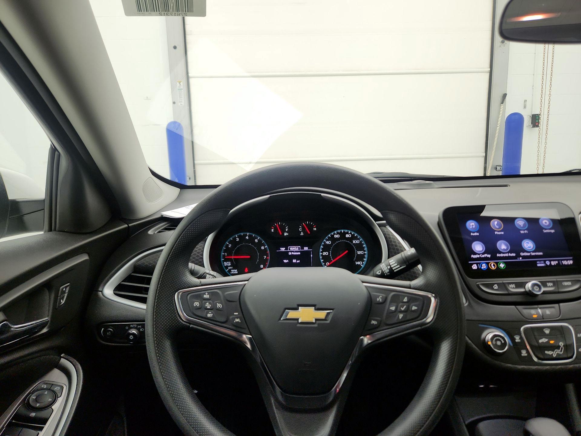 Thumbnail: 2023 Chevrolet Malibu - 10