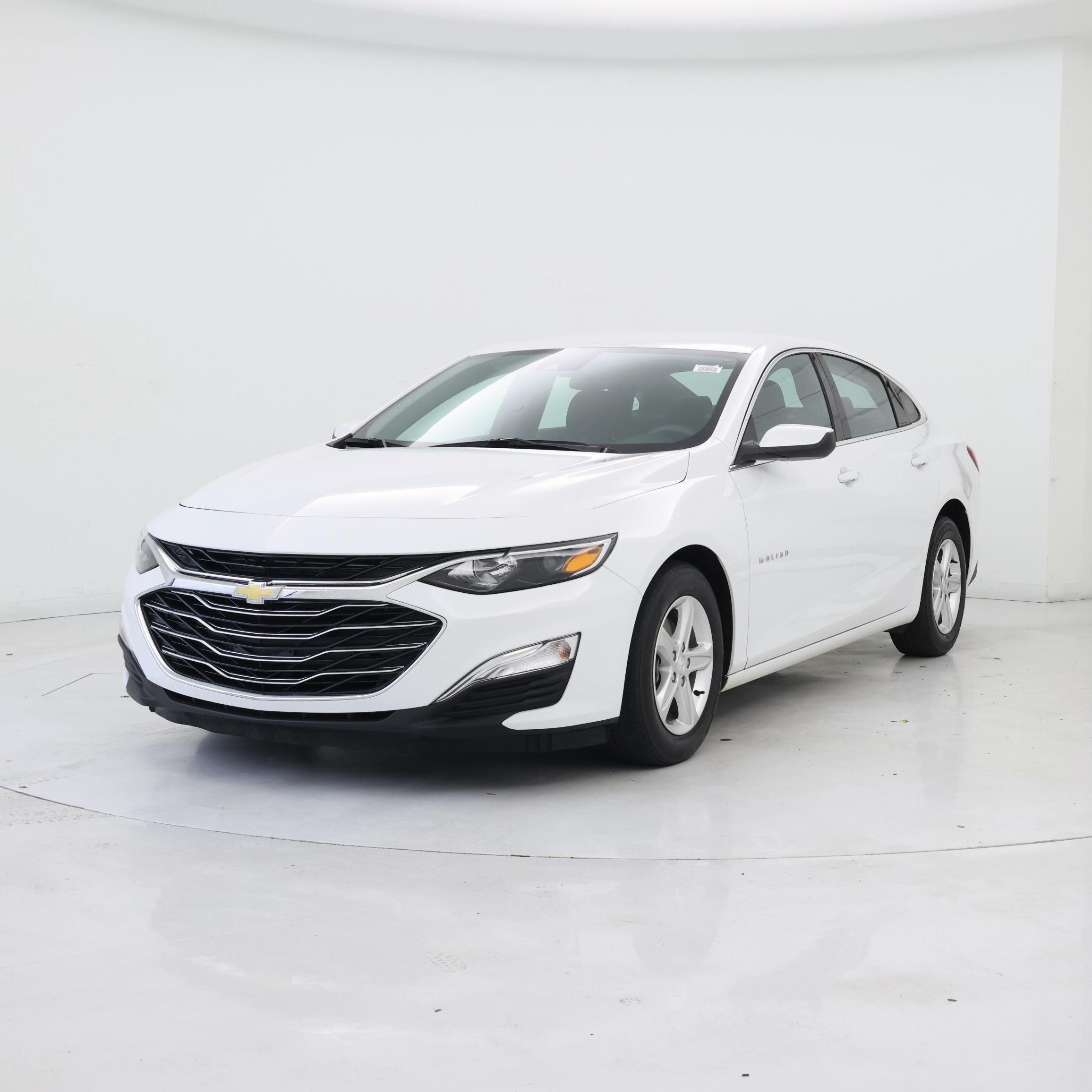 Thumbnail: 2023 Chevrolet Malibu - 4
