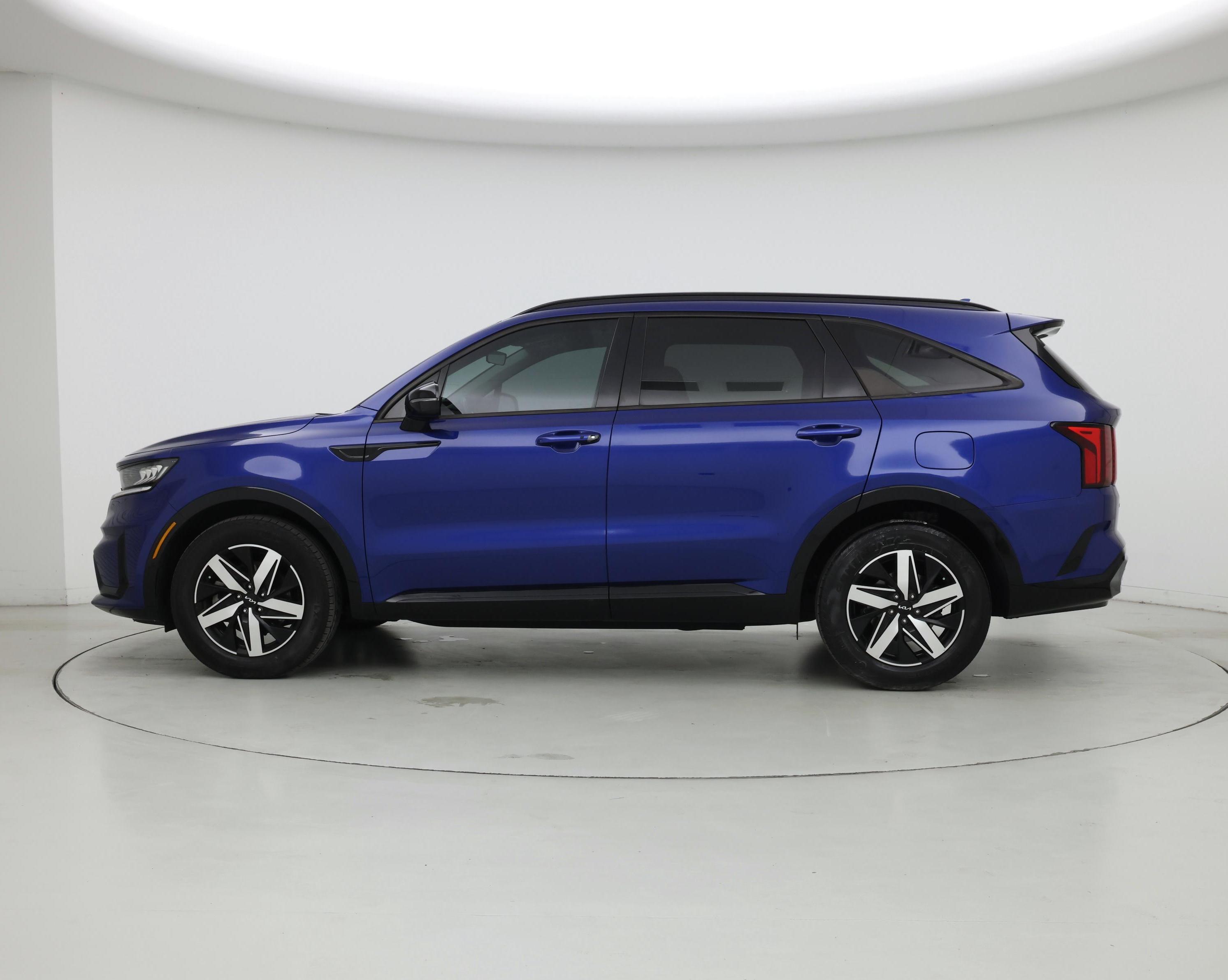Thumbnail: 2023 Kia Sorento - 3